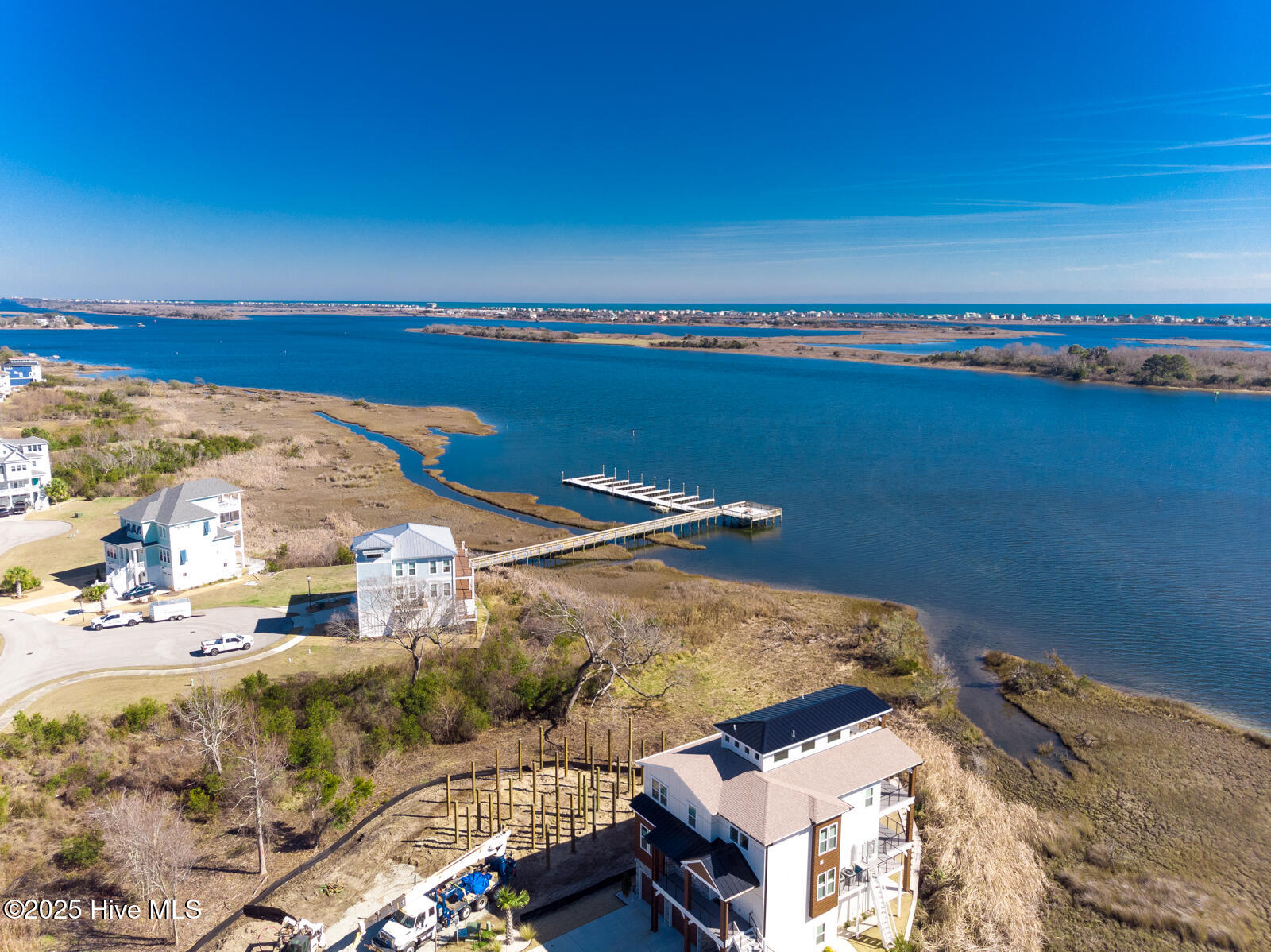 204 696 Seagrass Court Property Photo 4