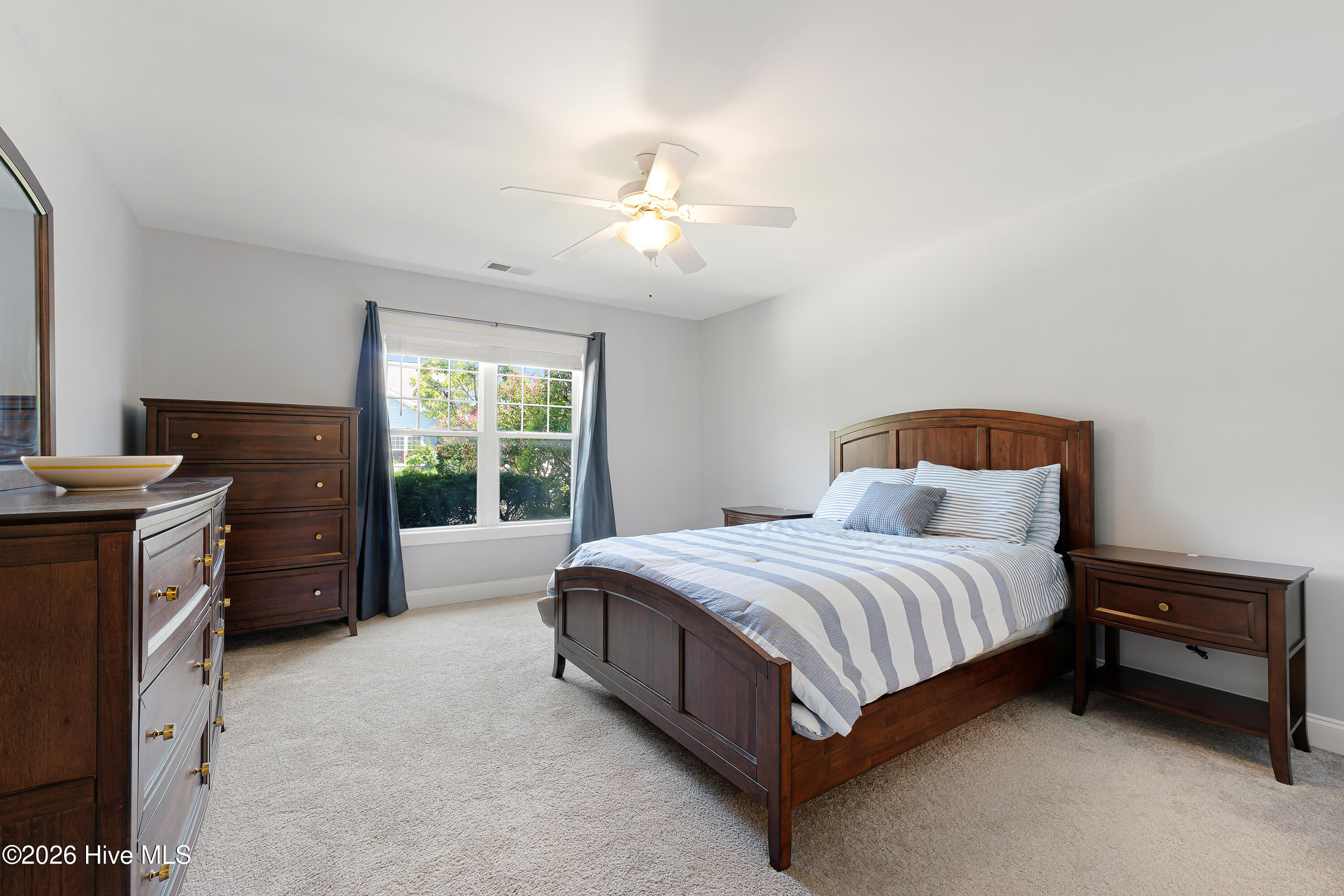 215 Diamond Cove Property Photo 12