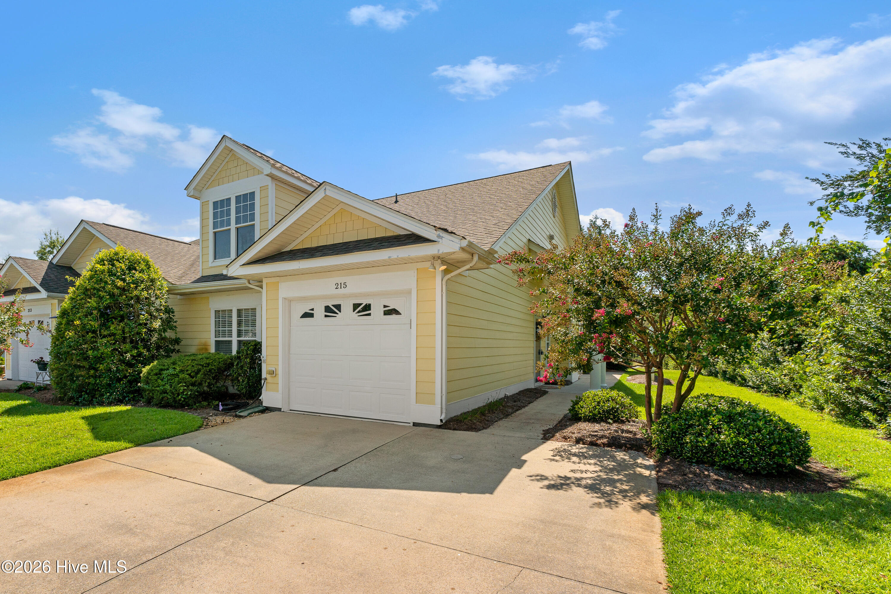 215 Diamond Cove Property Photo 23