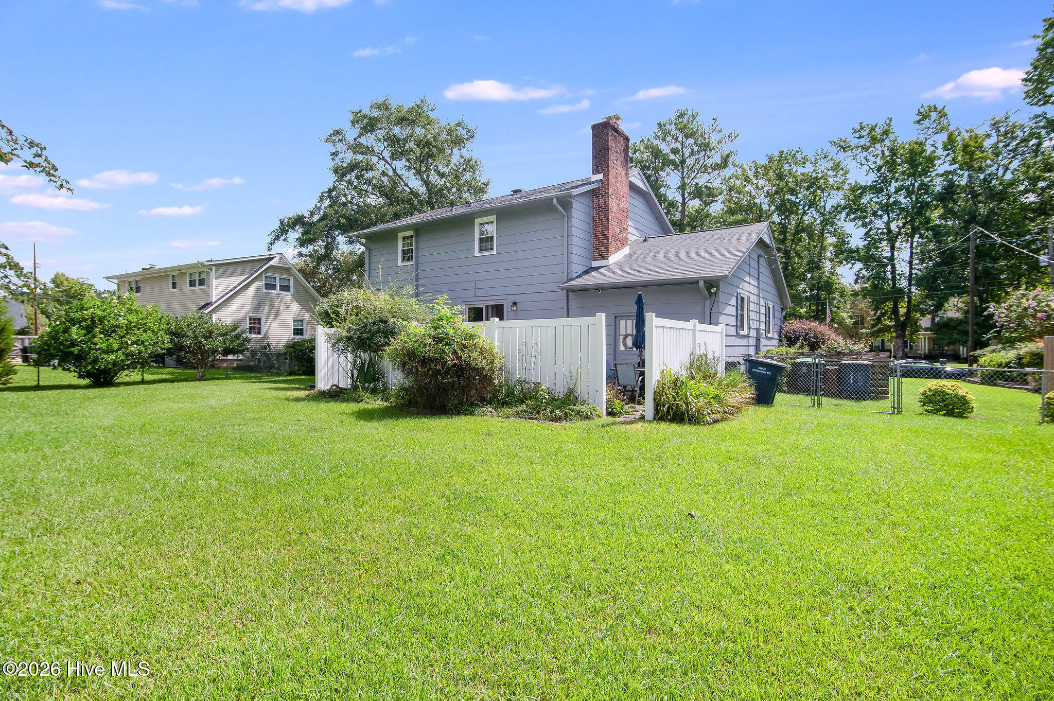 102 Brookview Drive Property Photo 3