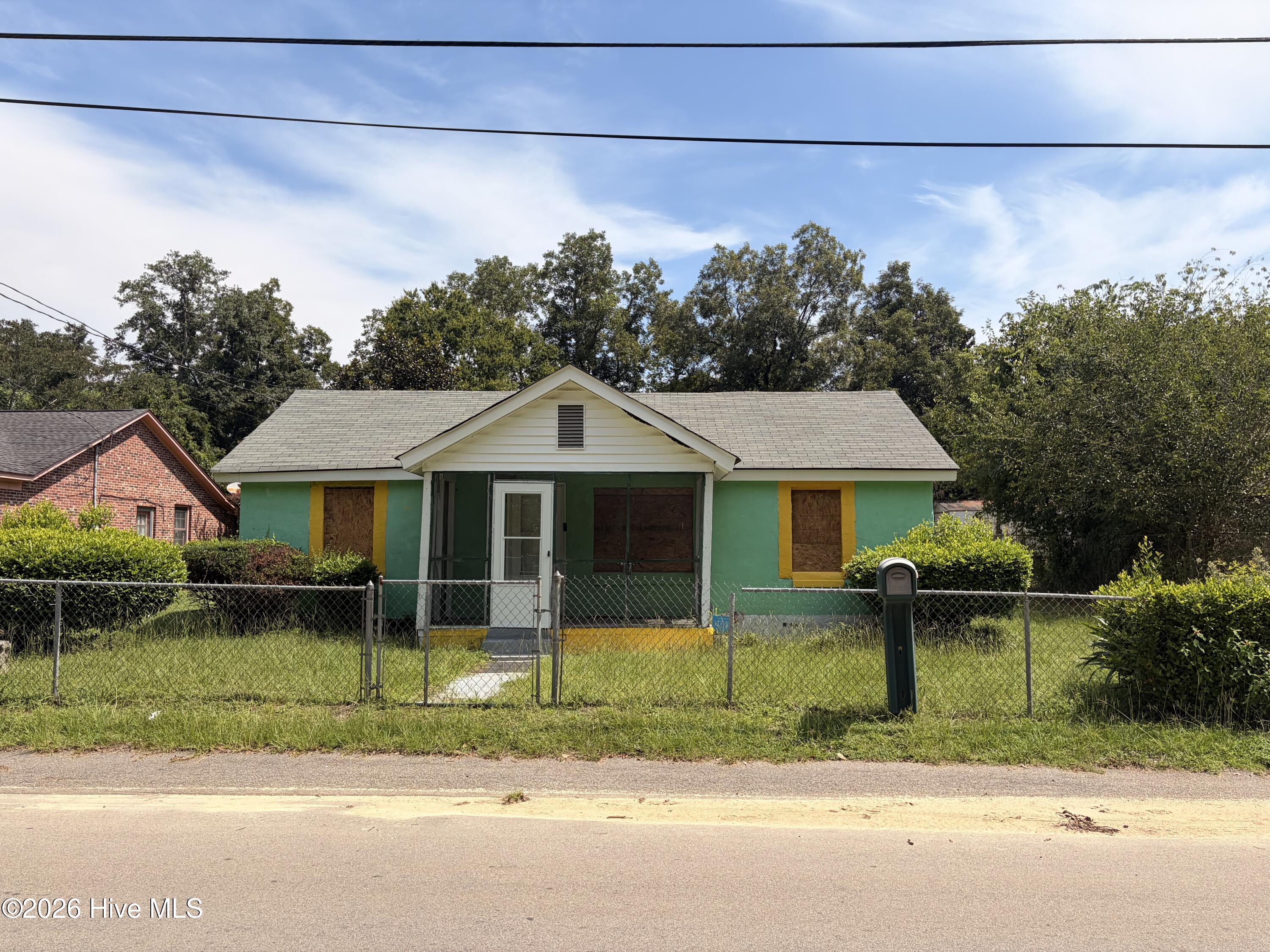 125 Lee Street Property Photo 1