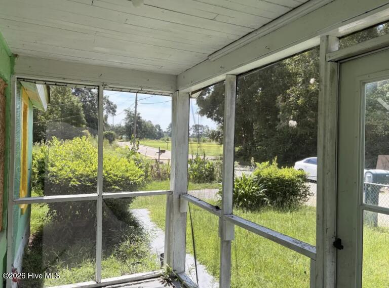 125 Lee Street Property Photo 4