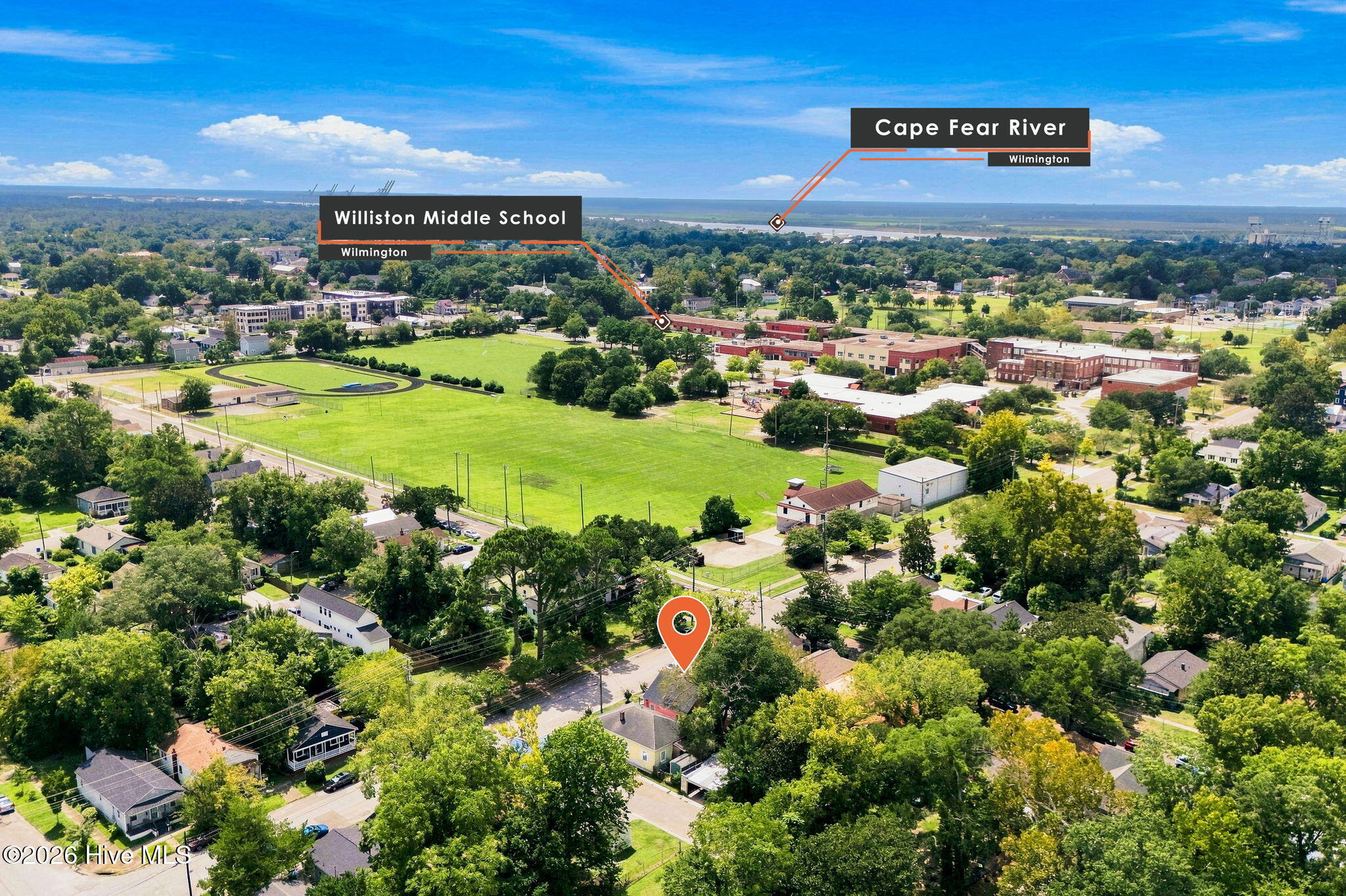 1303 Ann Street Property Photo 6