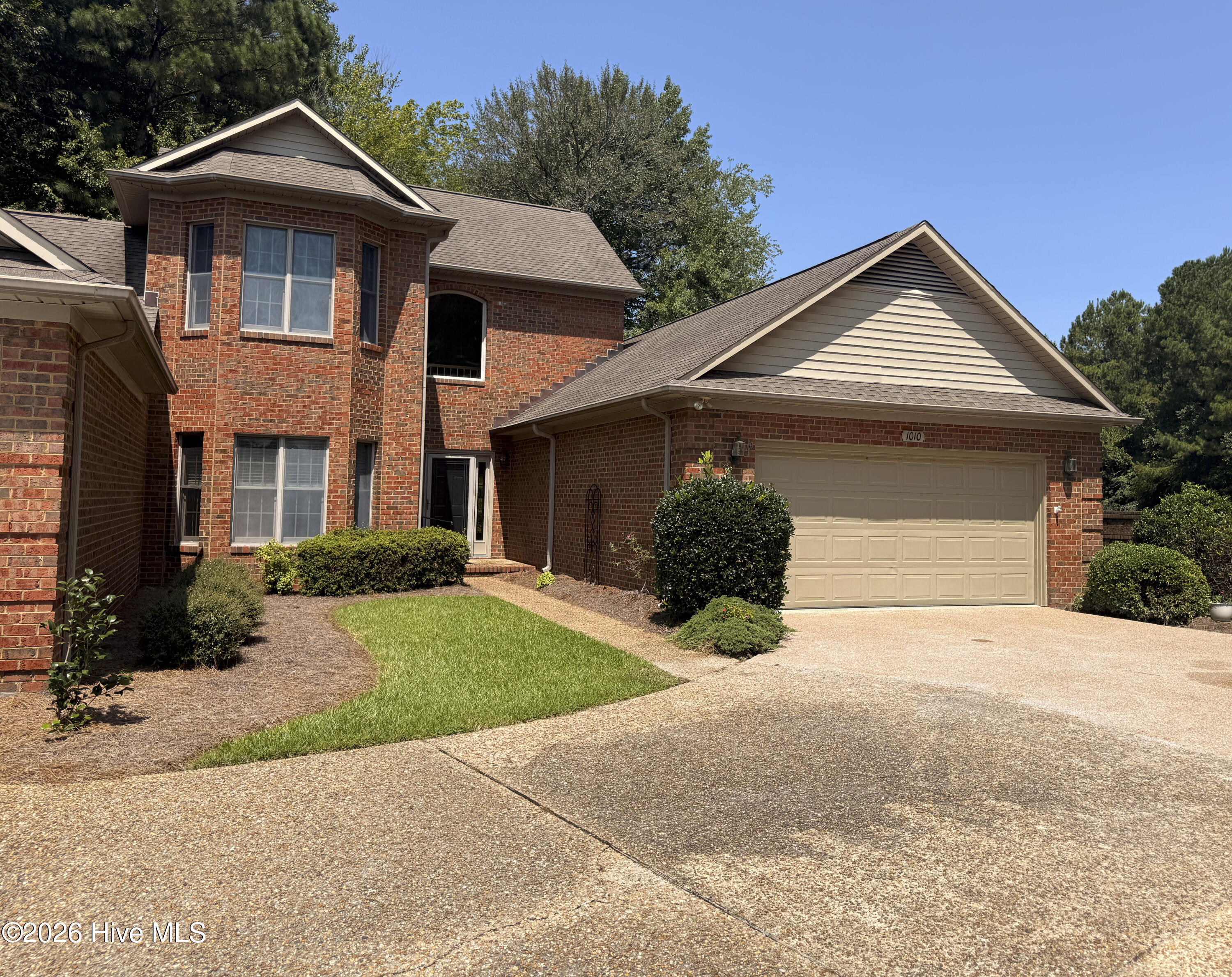 1010 Devonshire Drive Property Photo 1