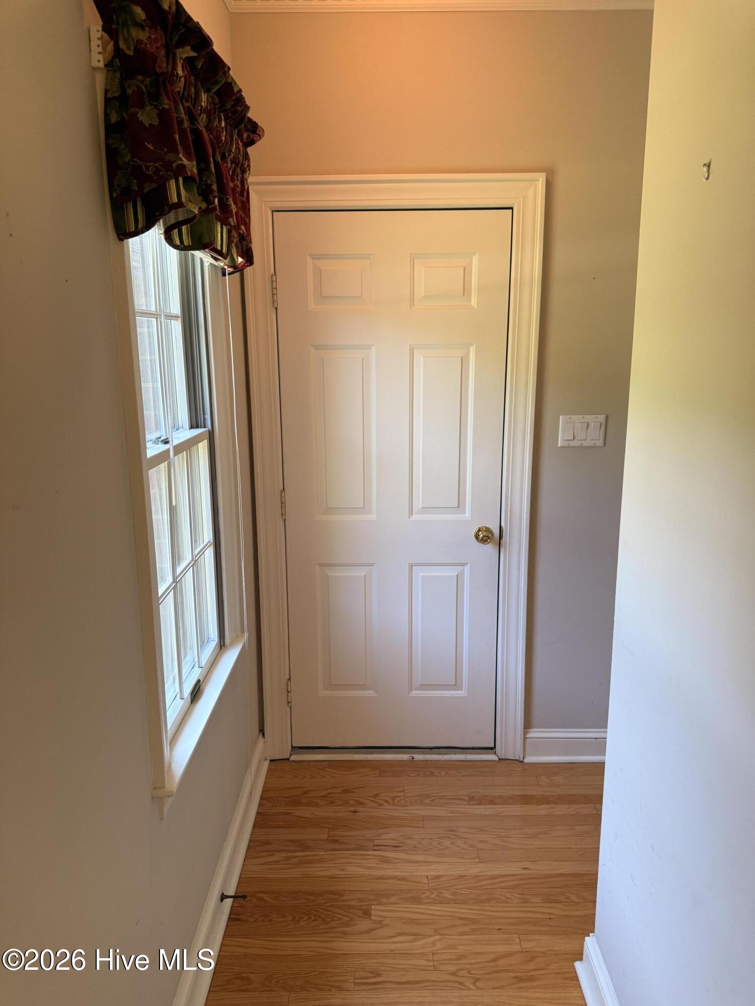1010 Devonshire Drive Property Photo 9