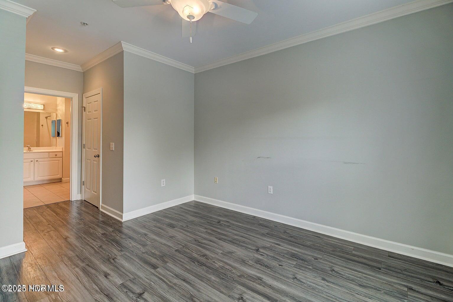 2820 Bloomfield Lane Unit 207 Property Photo 14