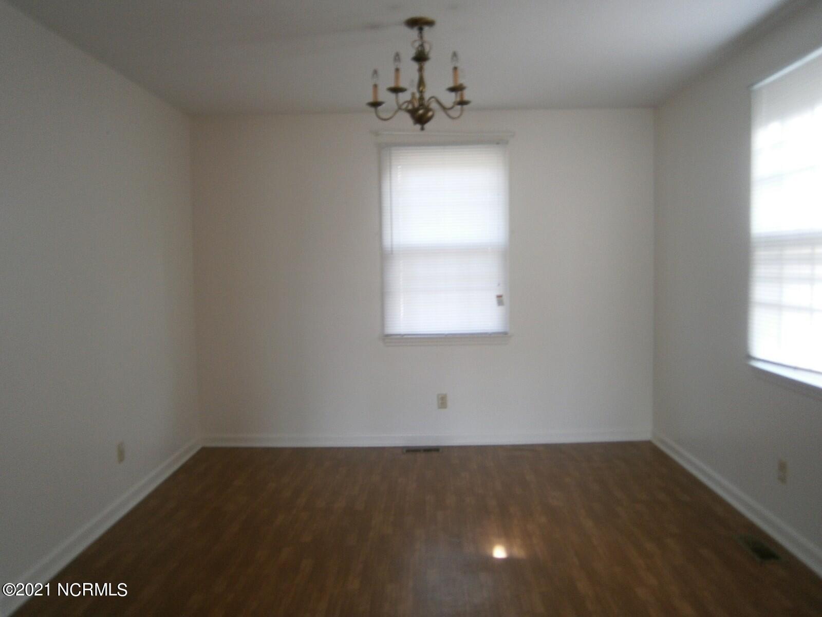 112 Ramona Avenue Property Photo 13