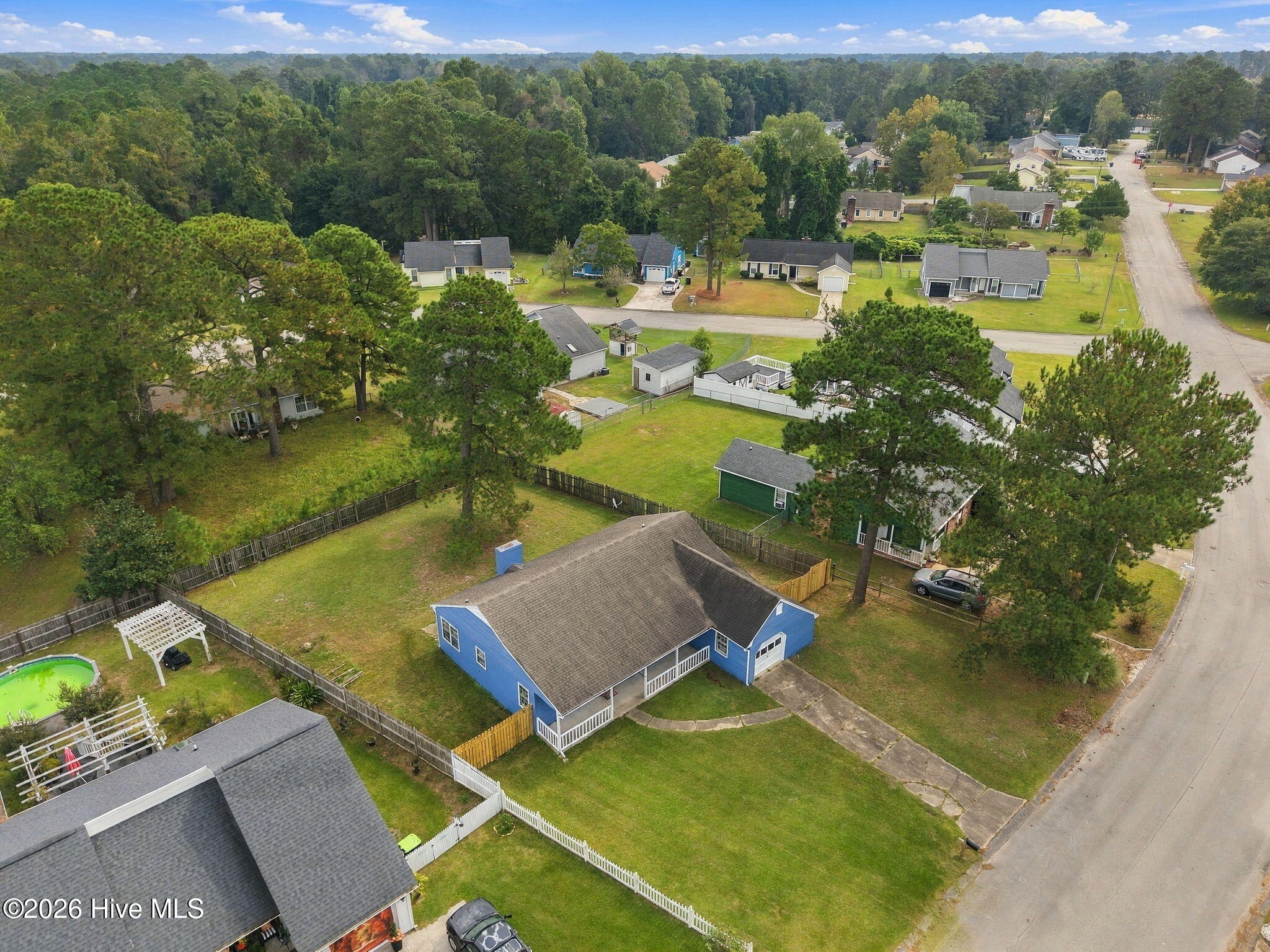 2218 Bridle Trail Property Photo 10