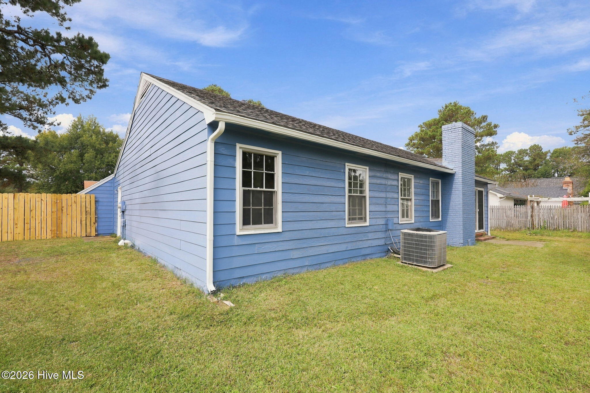 2218 Bridle Trail Property Photo 17