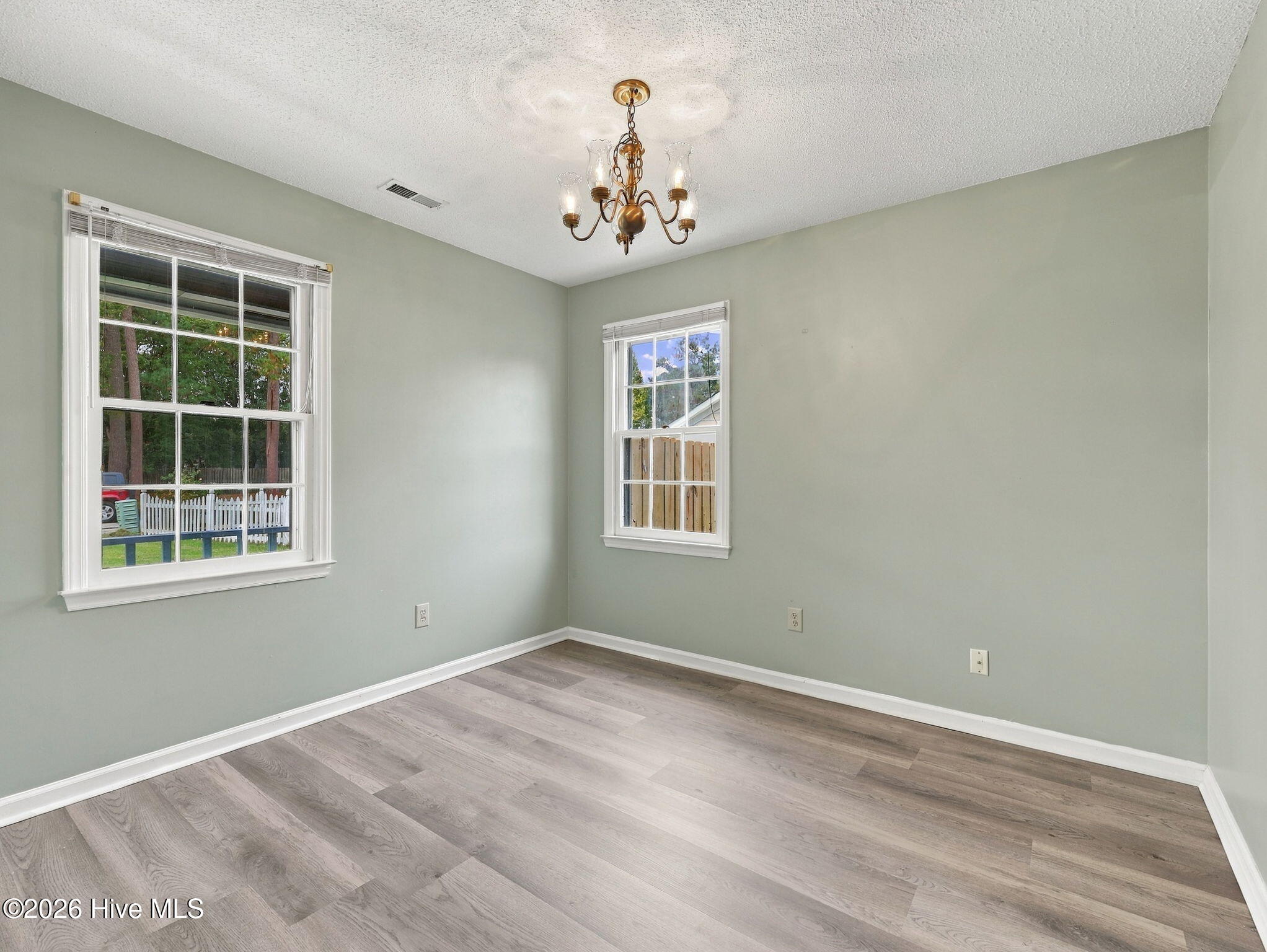 2218 Bridle Trail Property Photo 35