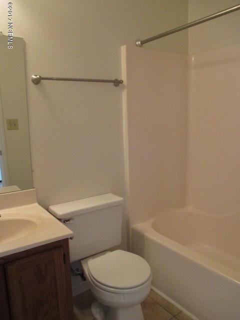 218 Easy Street Property Photo 3
