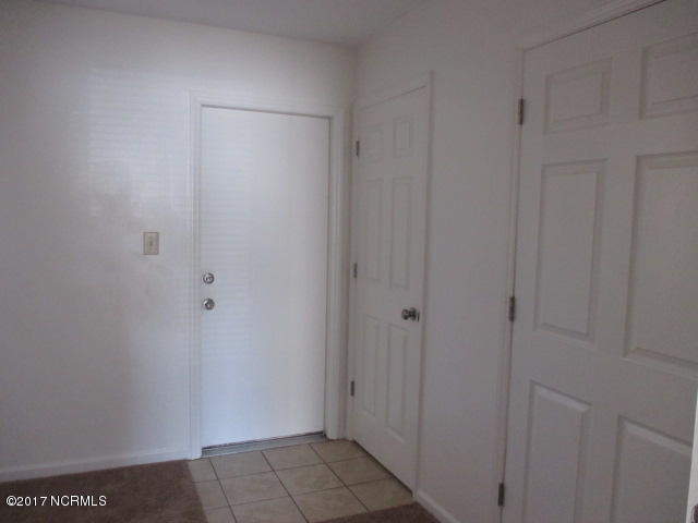 218 Easy Street Property Photo 4