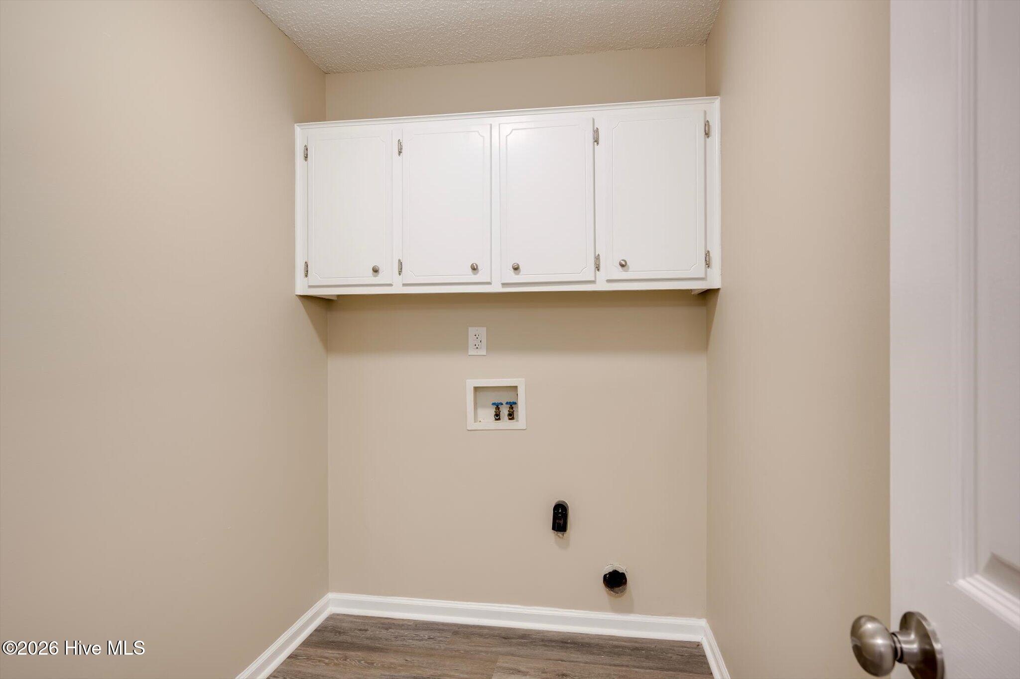 1531 Pine Ridge Drive E Property Photo 21