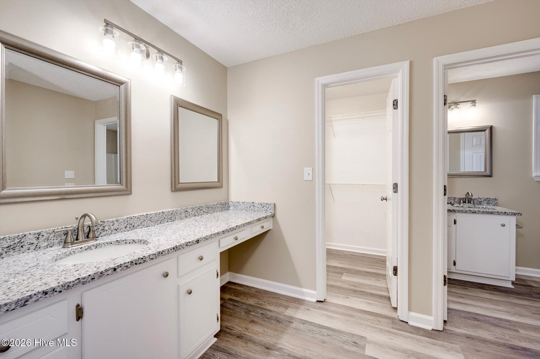 1531 Pine Ridge Drive E Property Photo 27
