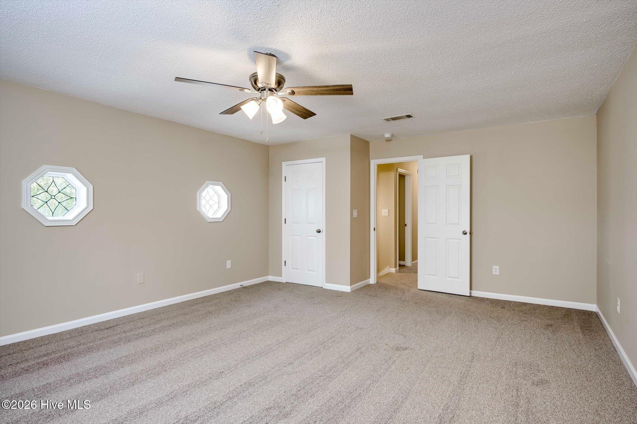 1531 Pine Ridge Drive E Property Photo 31