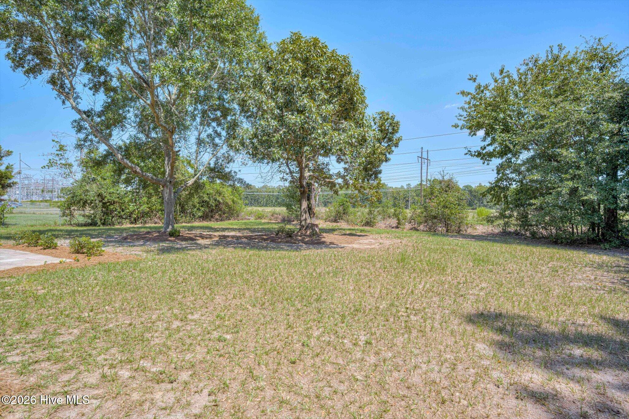 1531 Pine Ridge Drive E Property Photo 39