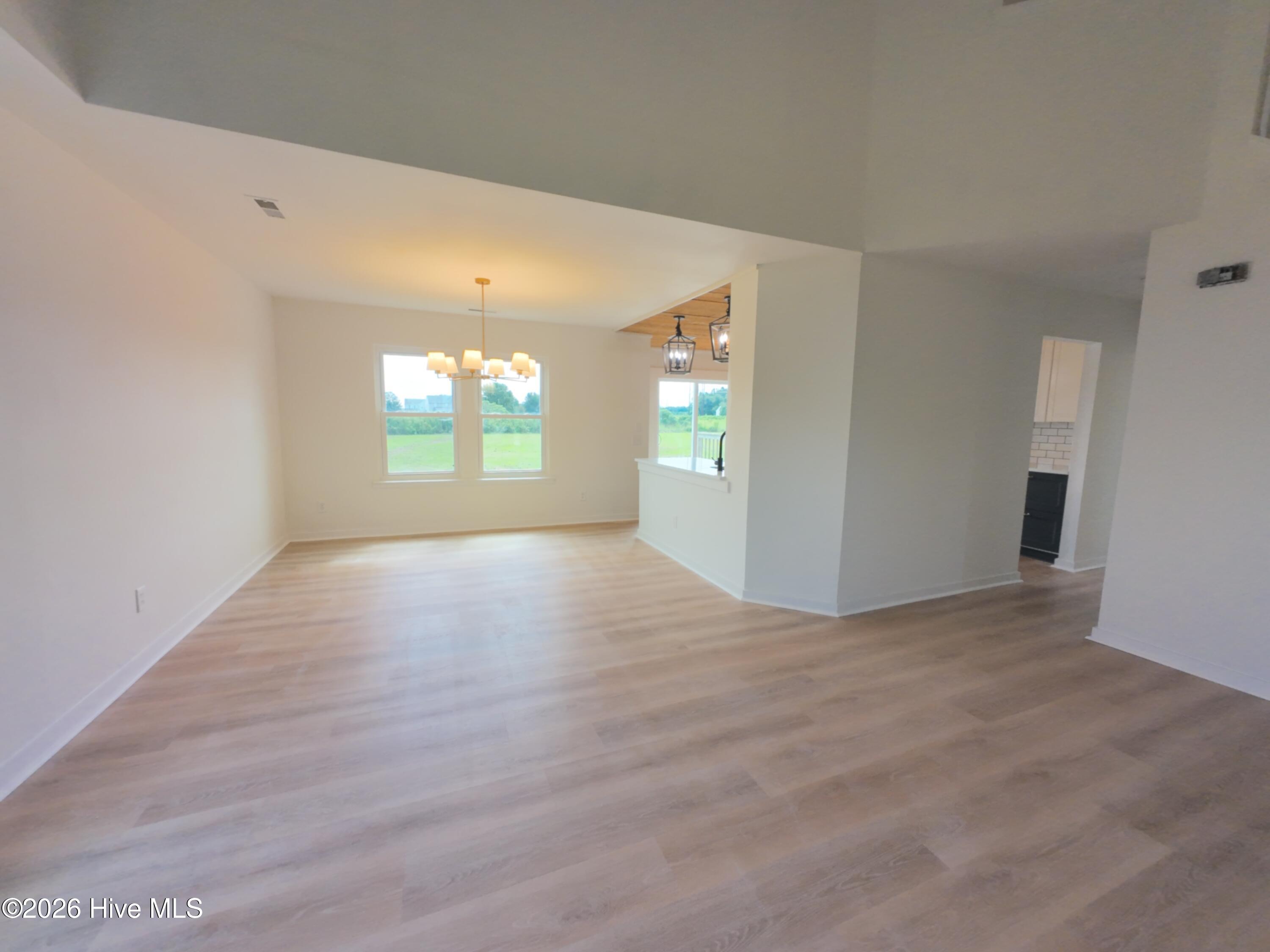 191 Eagle Creek Road Property Photo 5