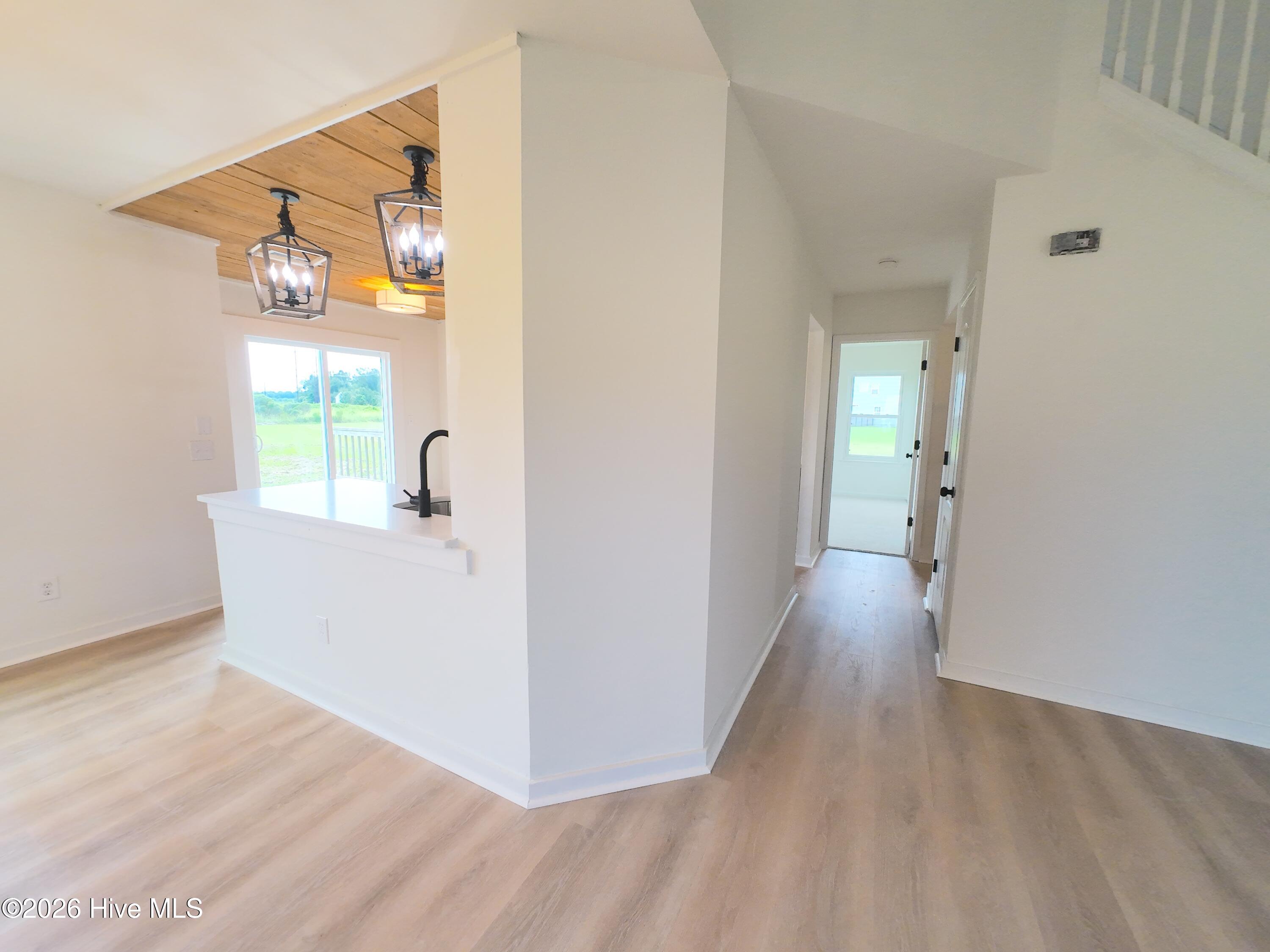 191 Eagle Creek Road Property Photo 6
