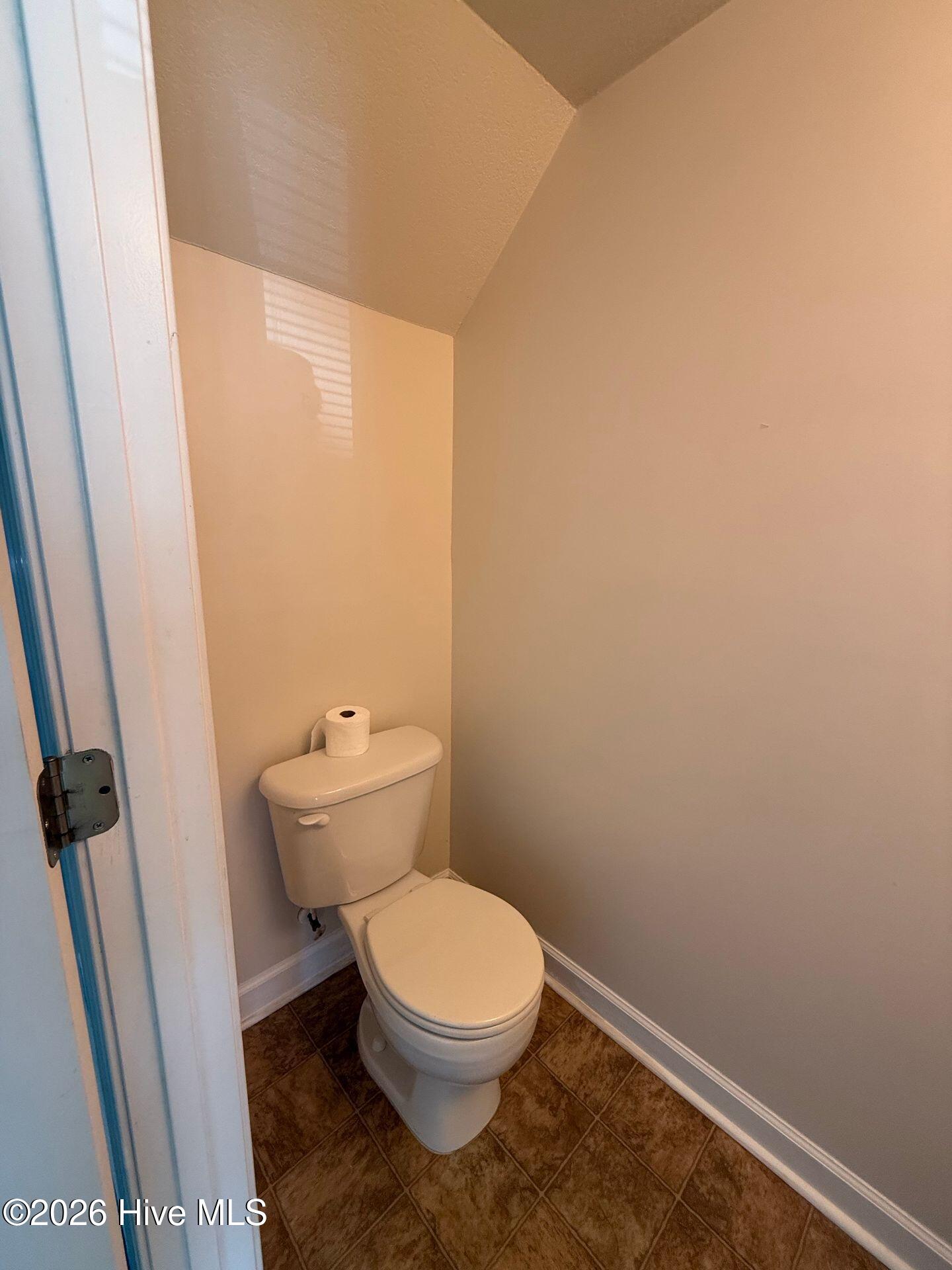 109 Bridgewood Drive Property Photo 7