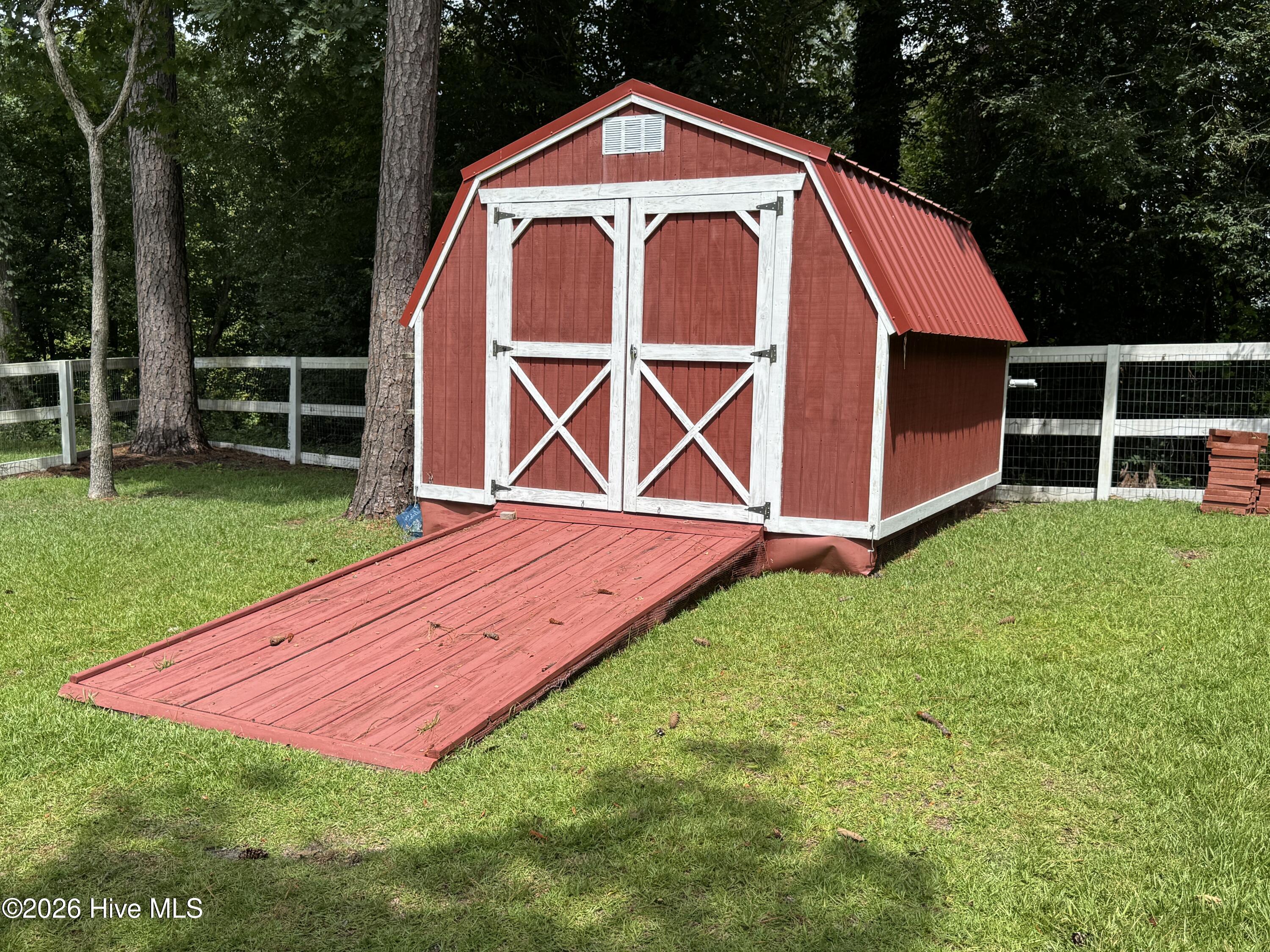 118 Oakwood Drive Property Photo 14