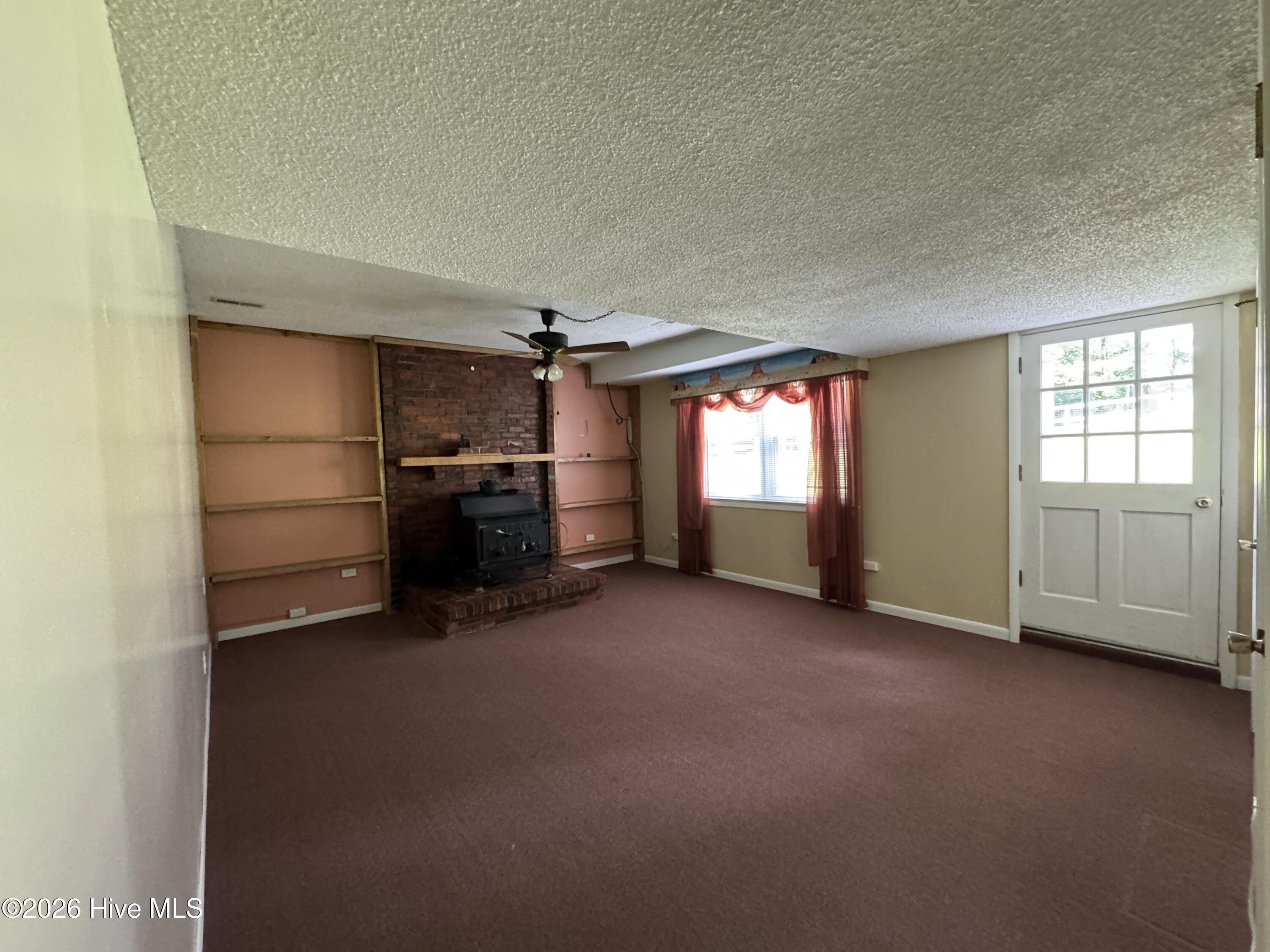 118 Oakwood Drive Property Photo 21