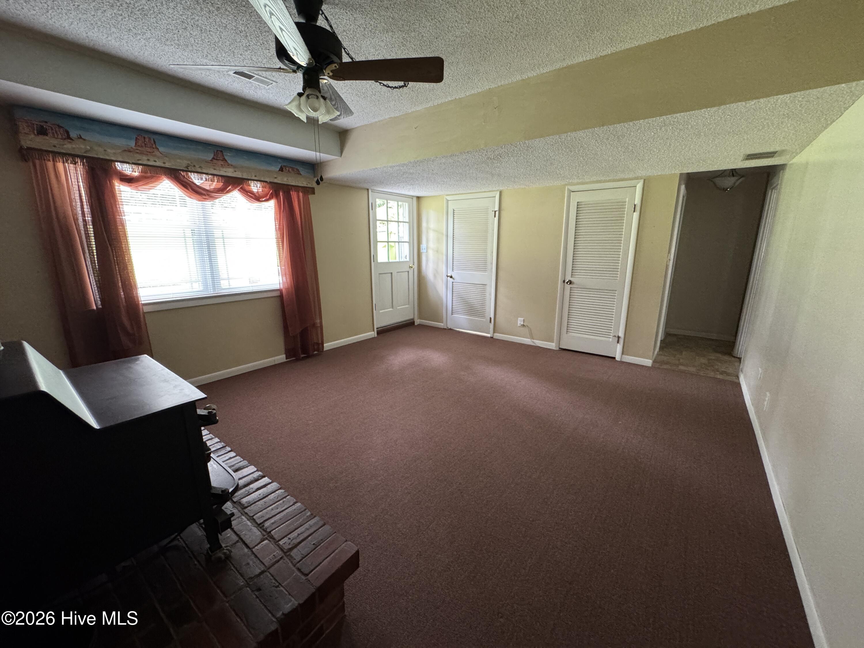 118 Oakwood Drive Property Photo 23