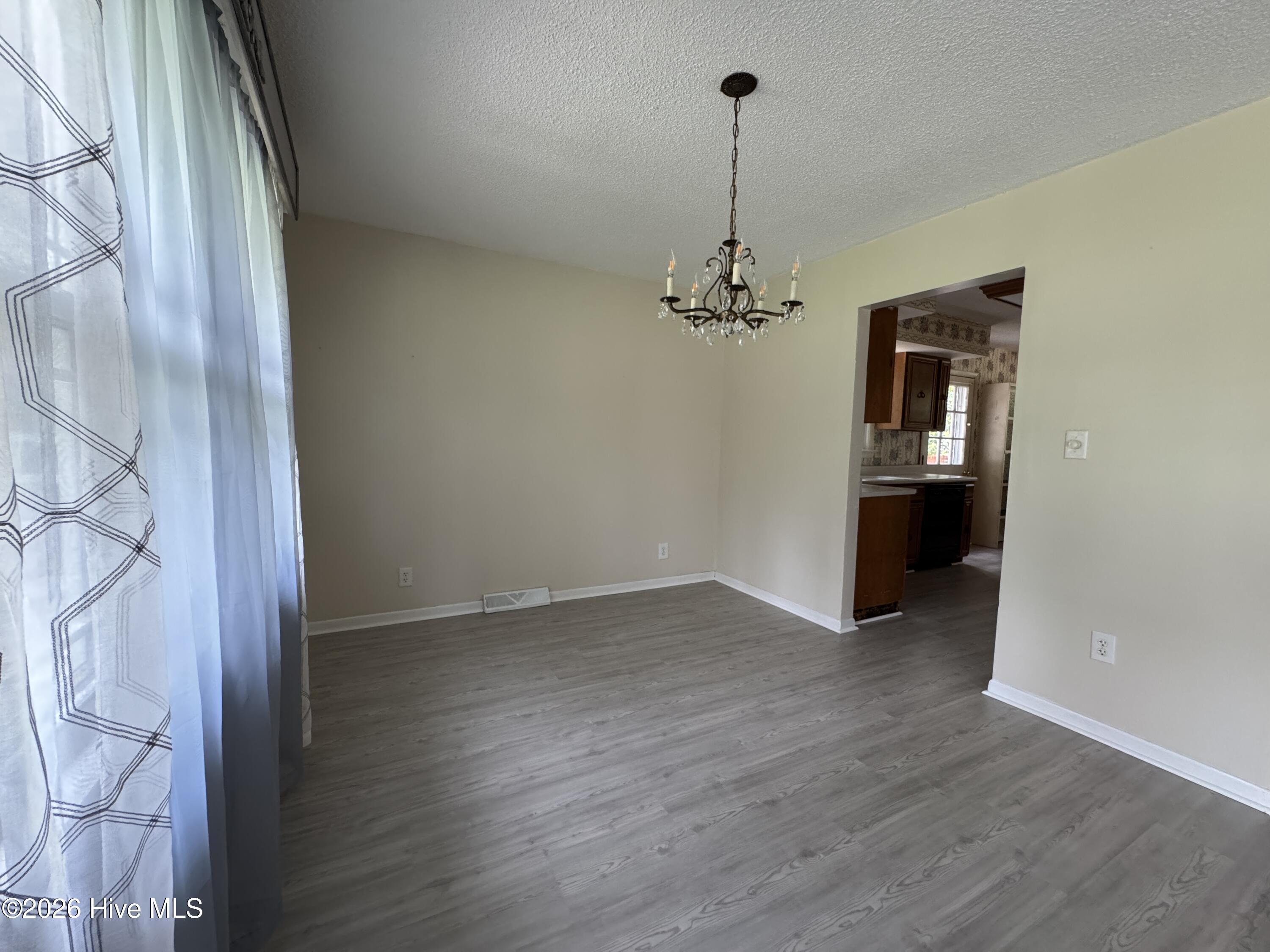 118 Oakwood Drive Property Photo 27