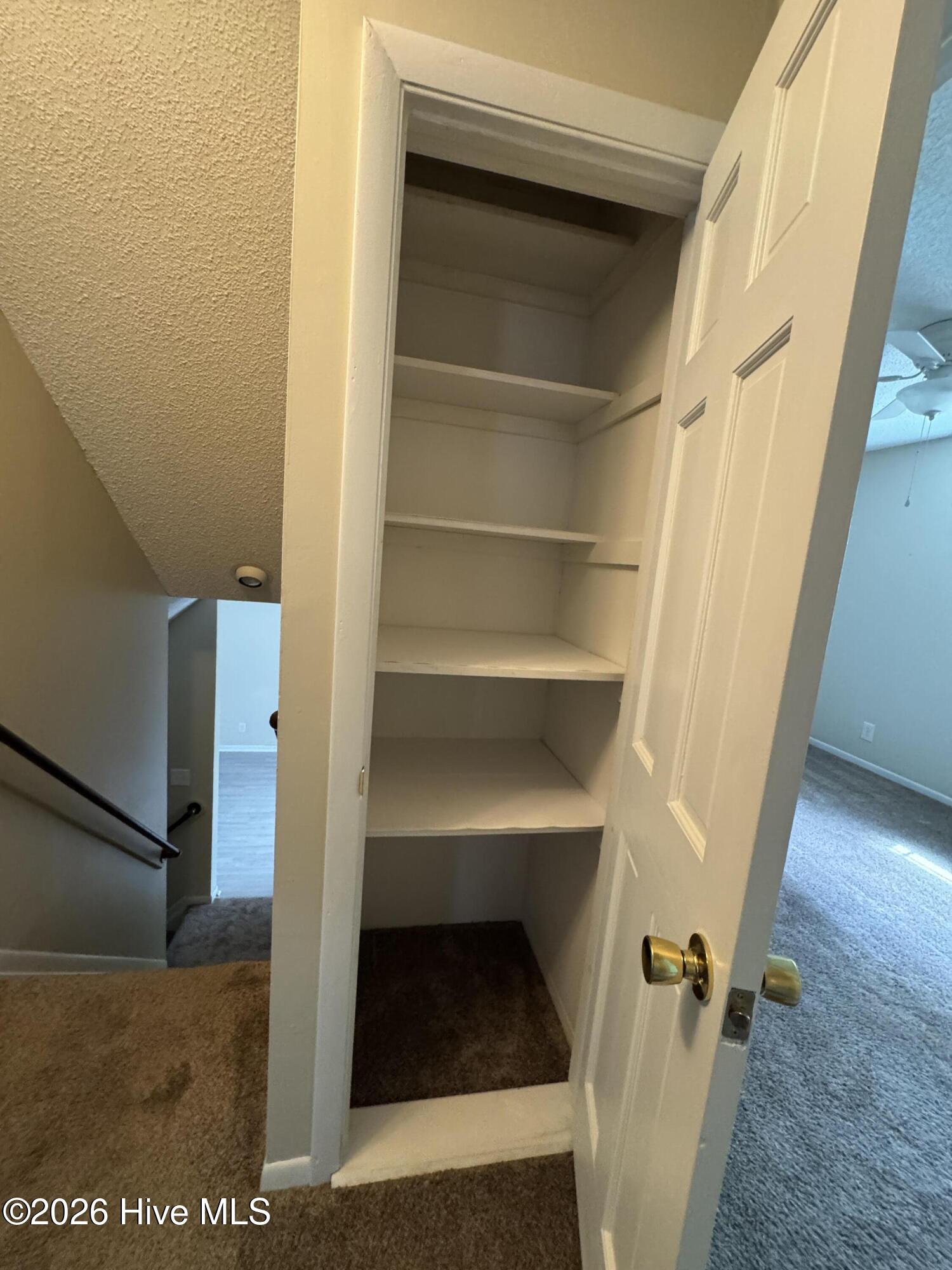 118 Oakwood Drive Property Photo 34