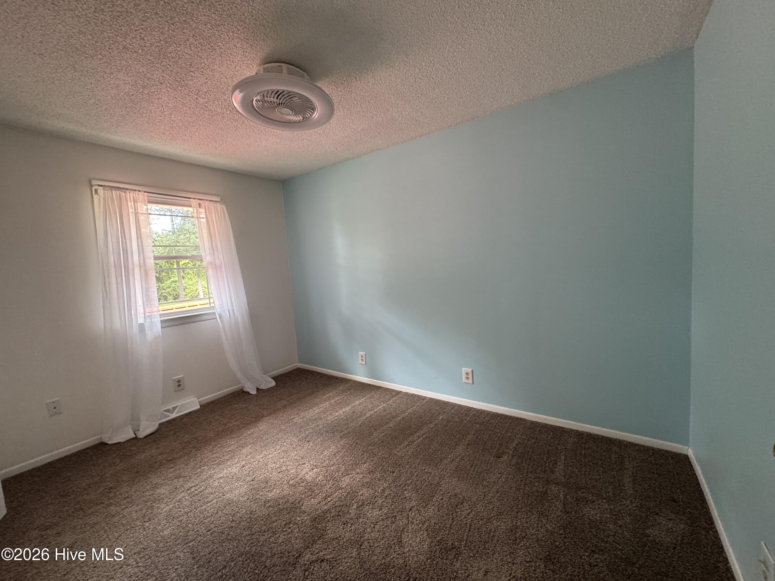 118 Oakwood Drive Property Photo 39