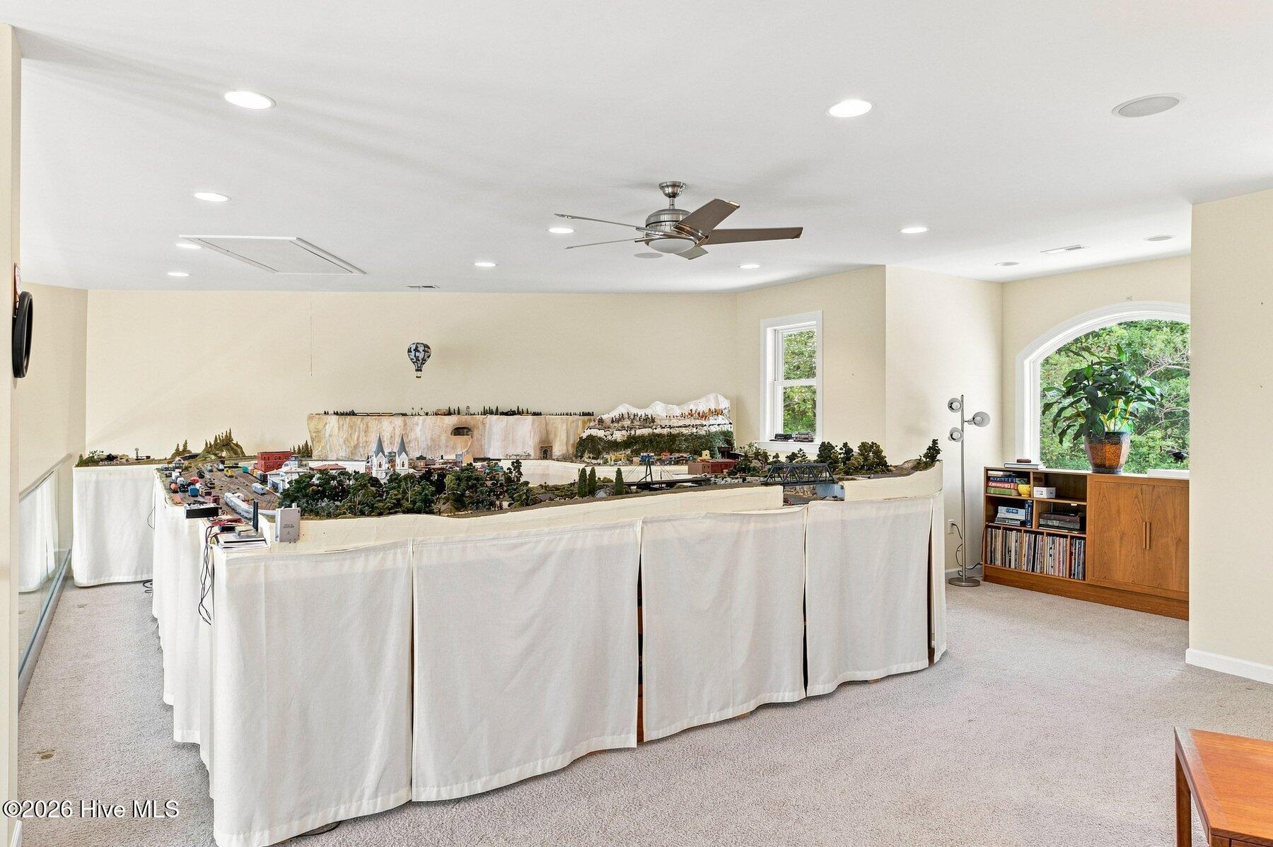 358 Shore Point Drive Property Photo 37