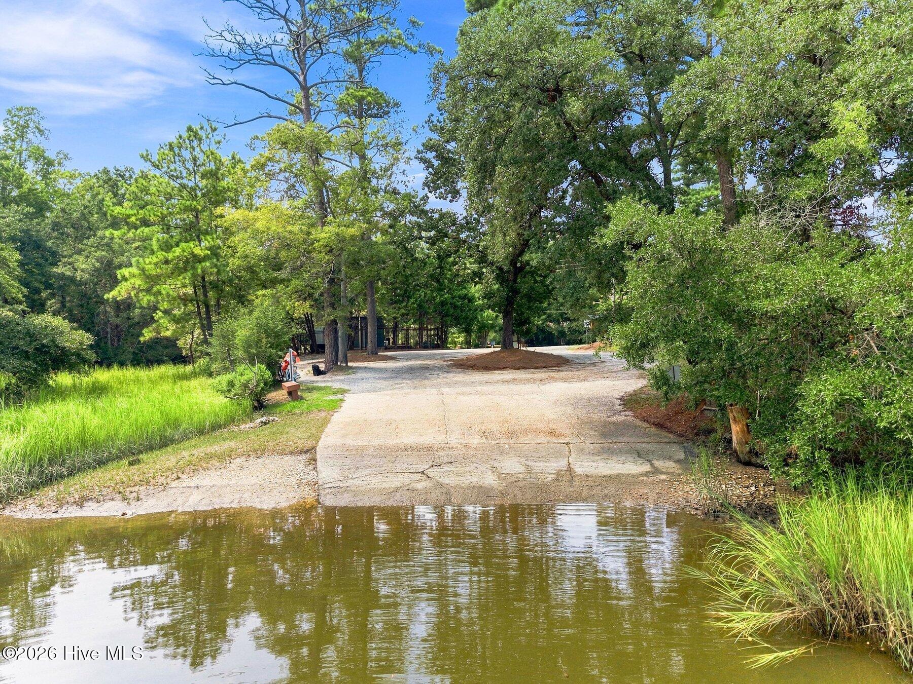 358 Shore Point Drive Property Photo 48