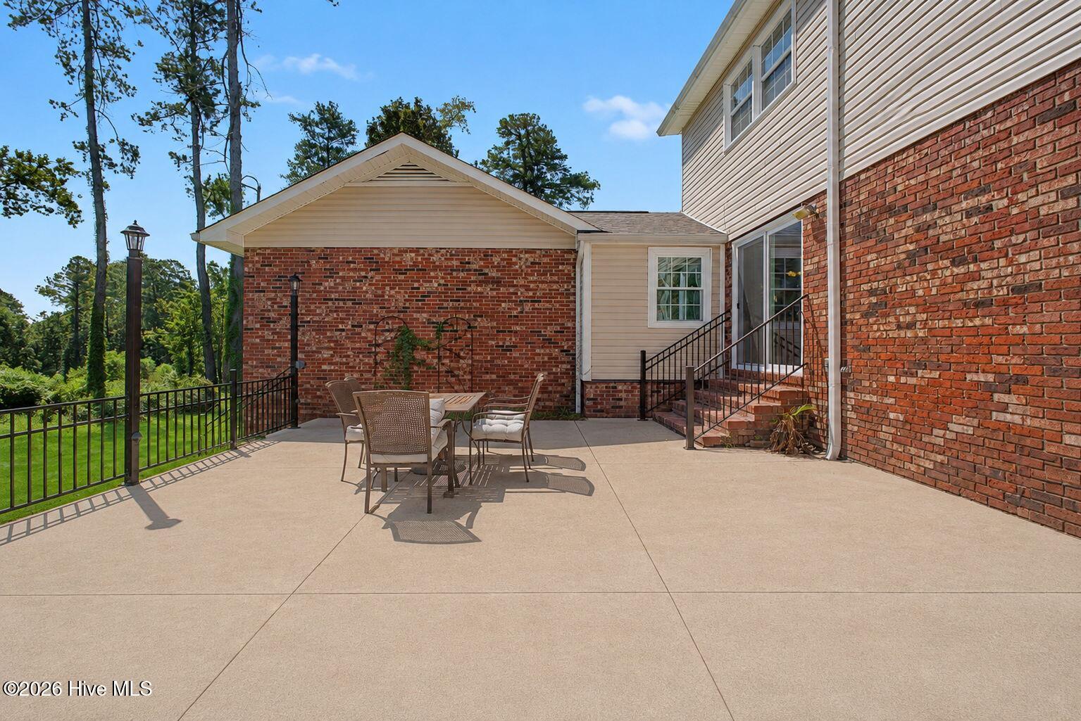 2223 Morningside Drive Property Photo 46