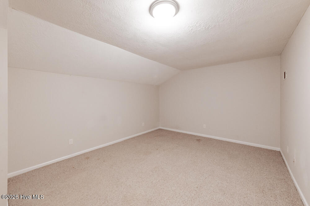 408 Northrop Place Property Photo 12