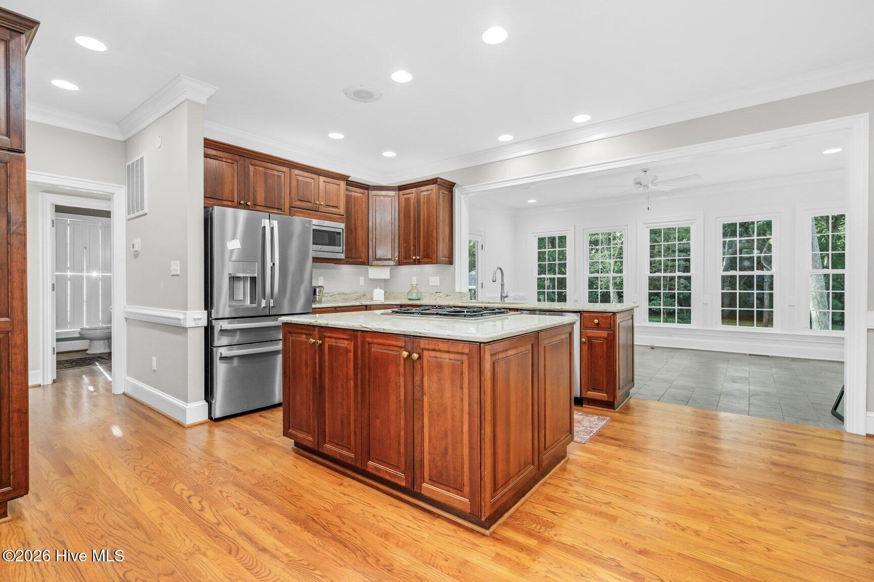 2016 Joelene Drive Property Photo 5