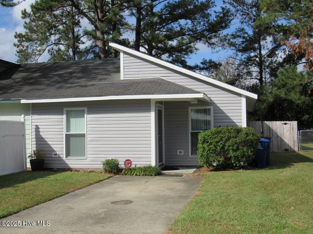 111 Village Circle Property Photo 1