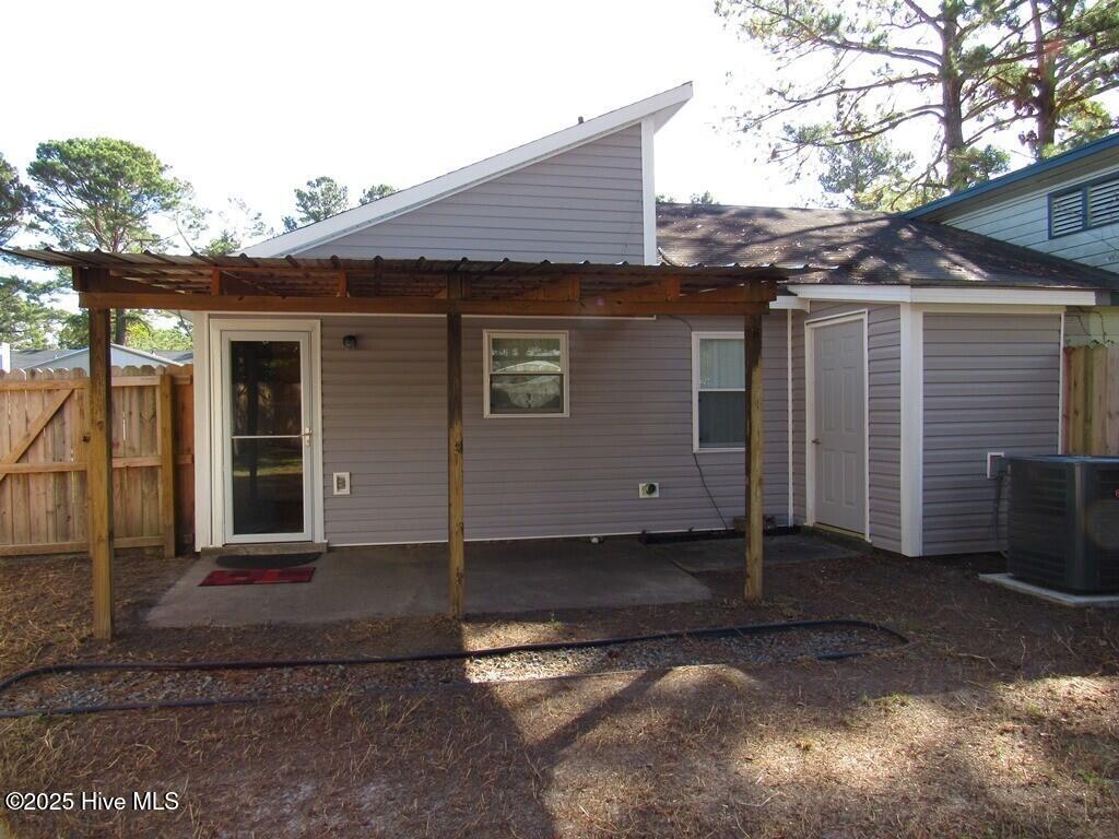 111 Village Circle Property Photo 2