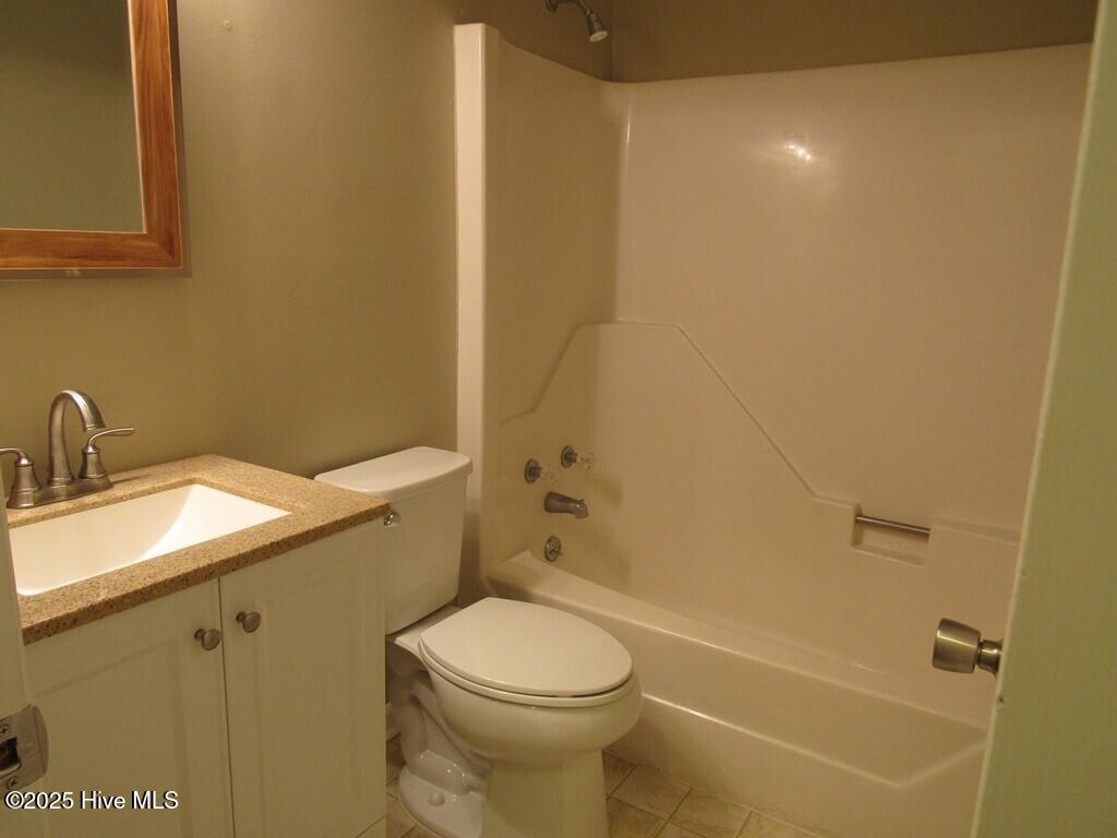 111 Village Circle Property Photo 7