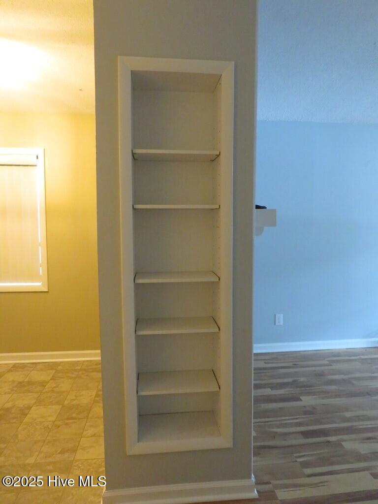 111 Village Circle Property Photo 11