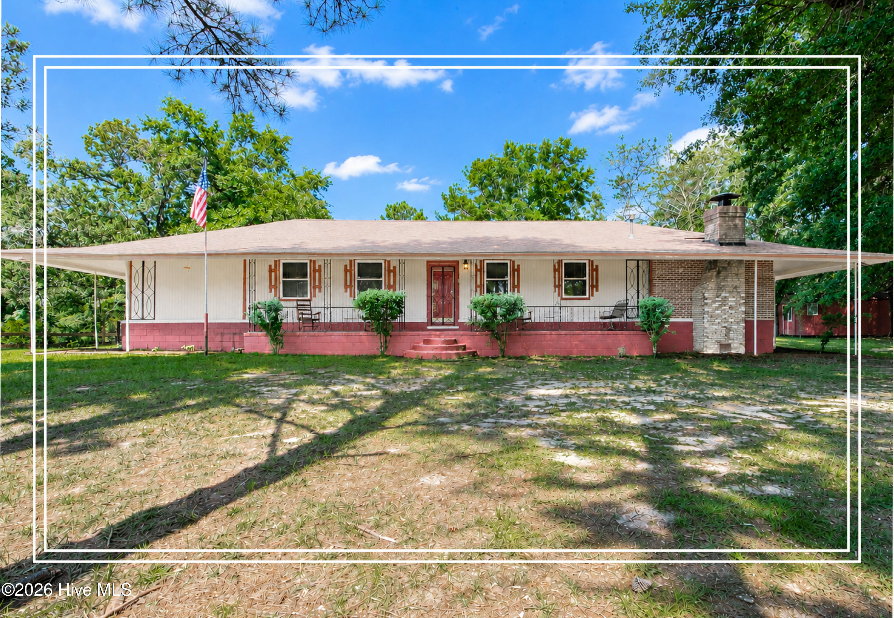 2035 County Line Road Property Photo 1