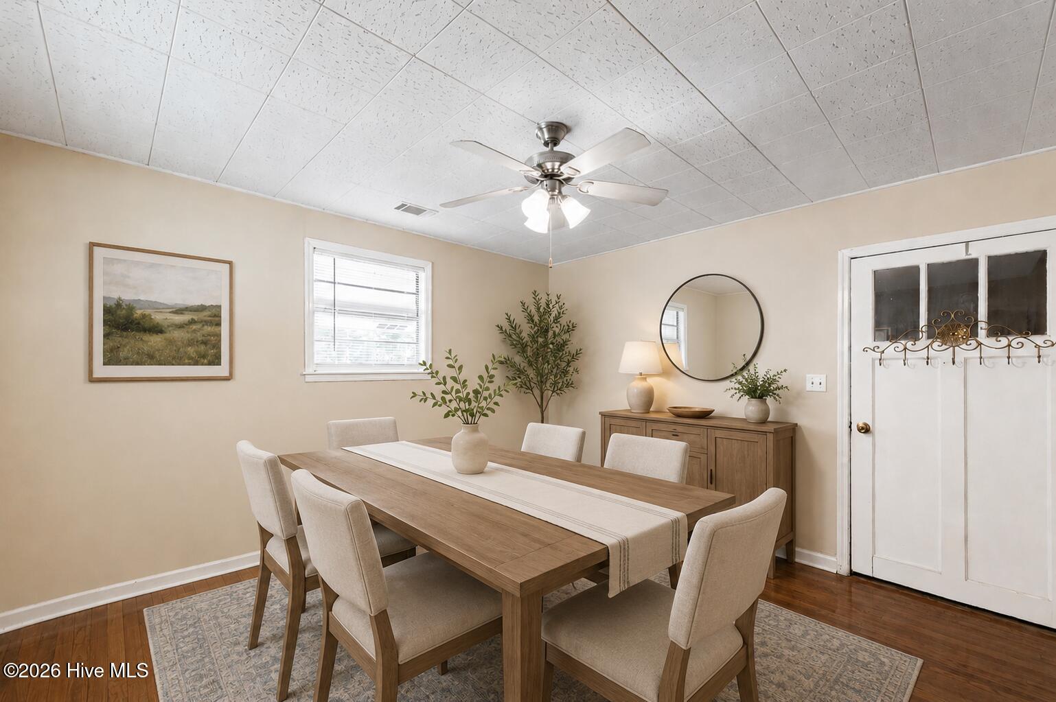 2035 County Line Road Property Photo 7