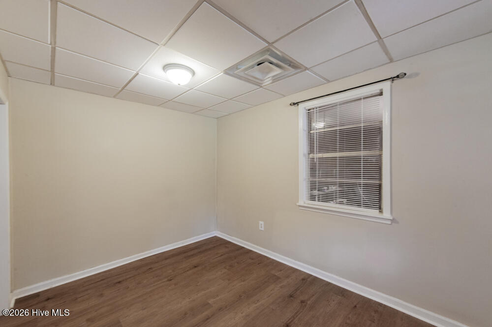 2035 County Line Road Property Photo 10