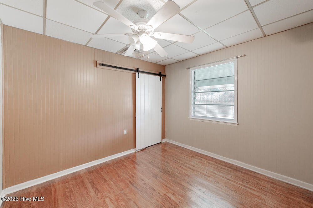 2035 County Line Road Property Photo 17