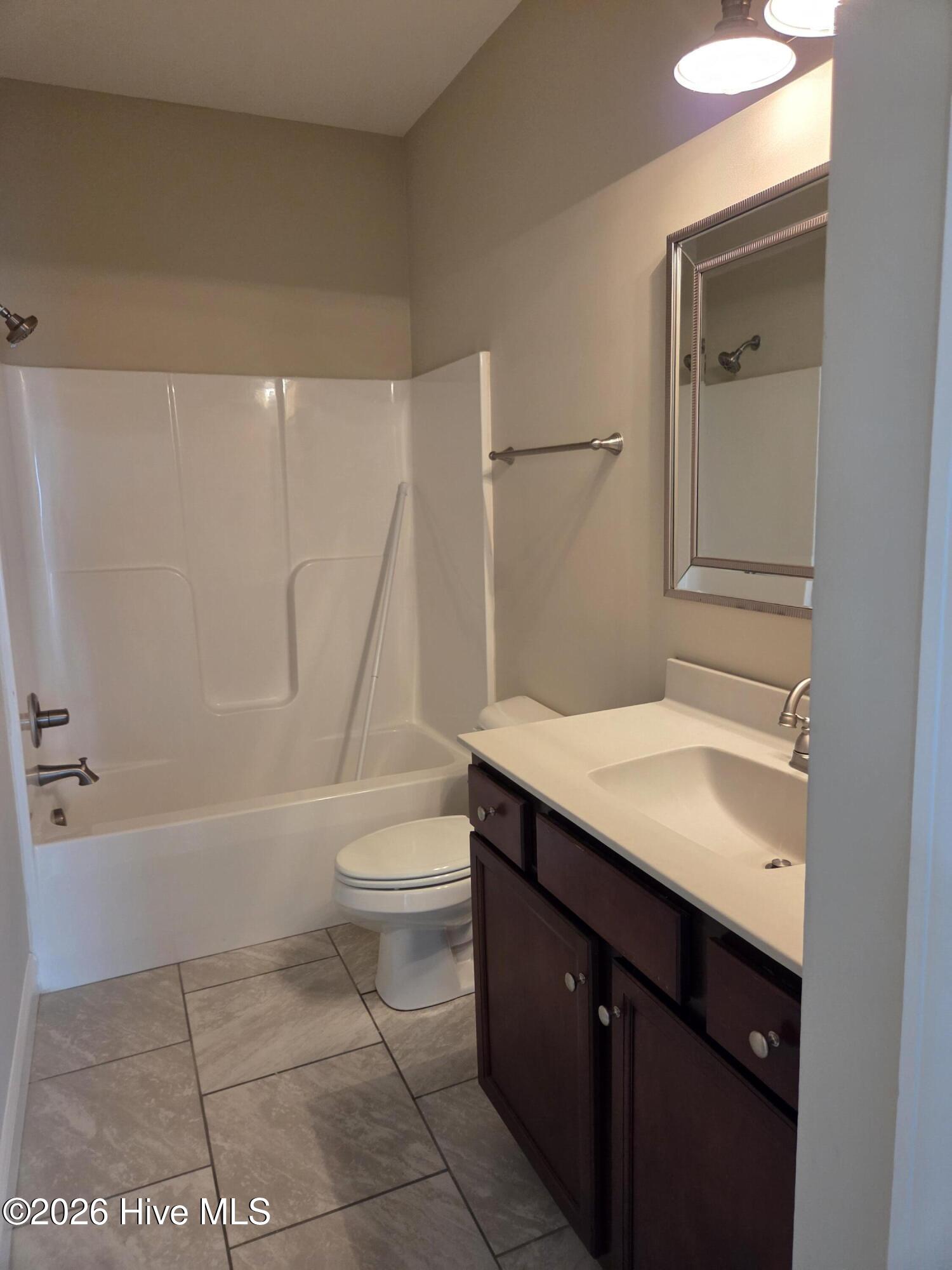 3909 Granada Drive B Property Photo 5