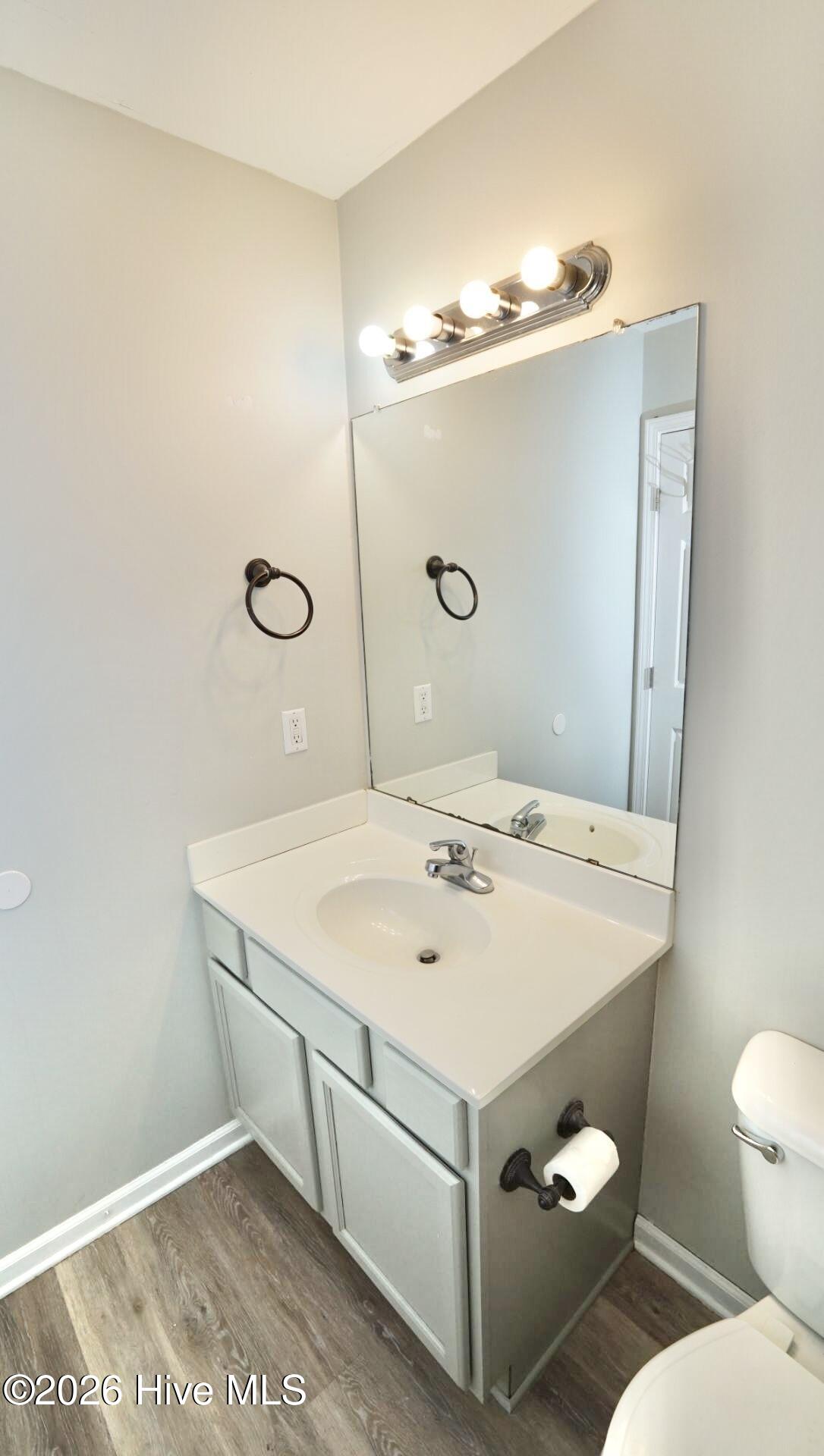 301 Scranton Court Property Photo 24