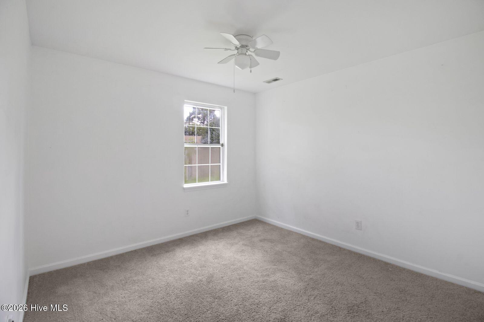 404 Chaps Court Property Photo 9