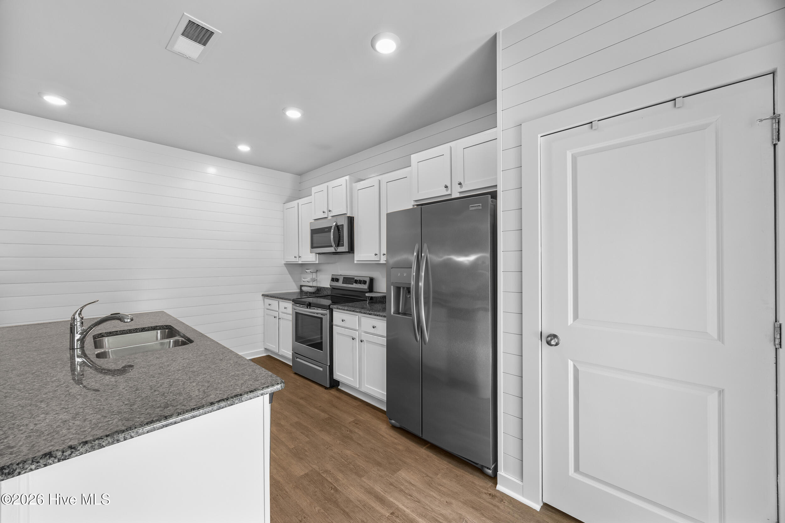 754 Seathwaite Lane Se Property Photo 25