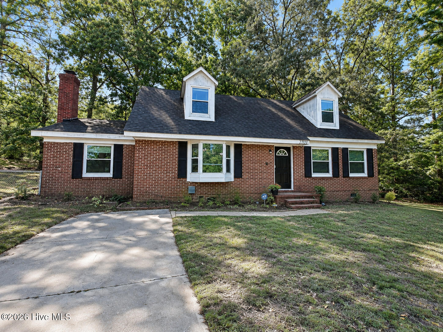 2501 Shannon Court Property Photo 1