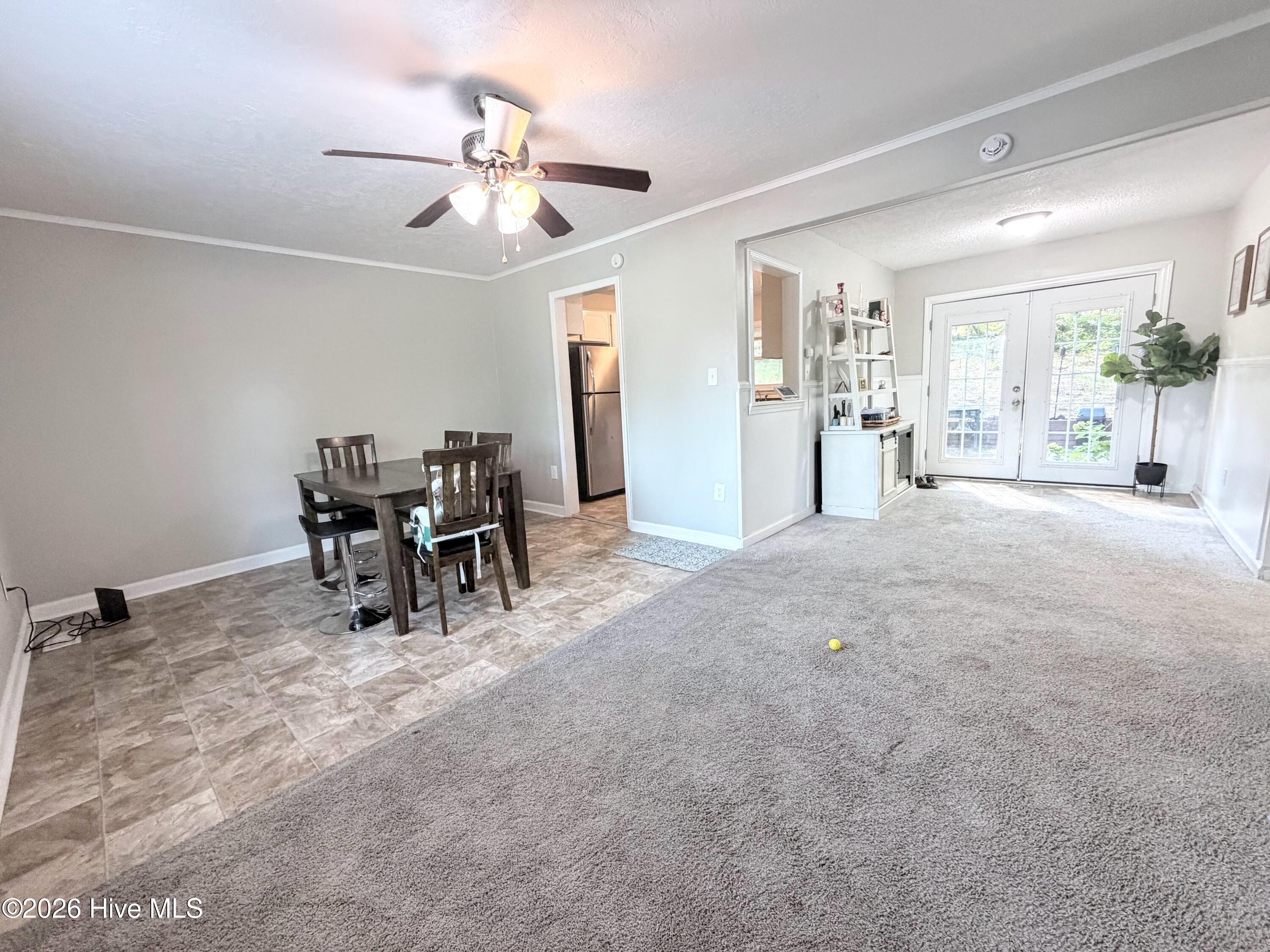 2501 Shannon Court Property Photo 5