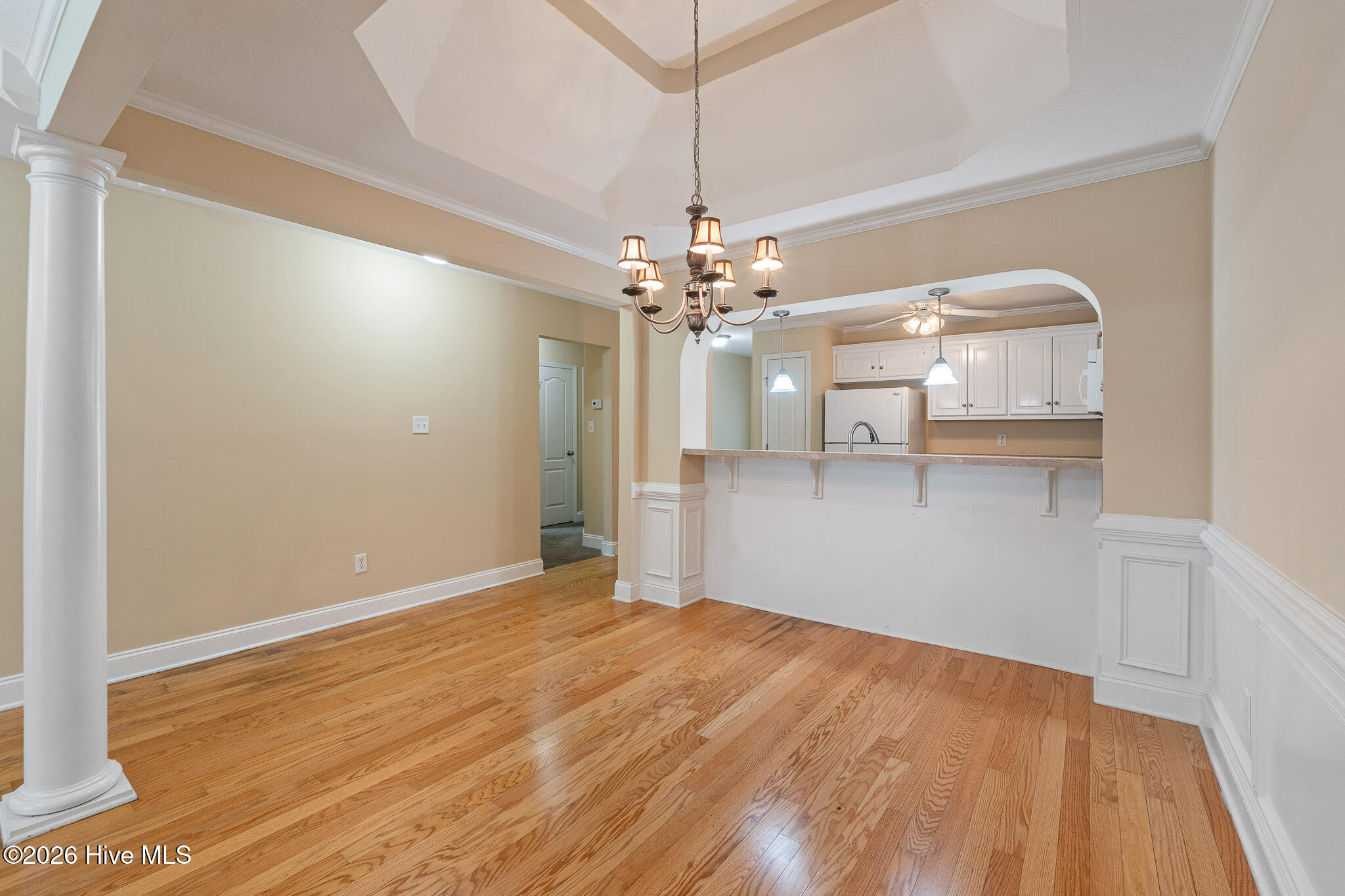 815 Whispering Willow Court Property Photo 8