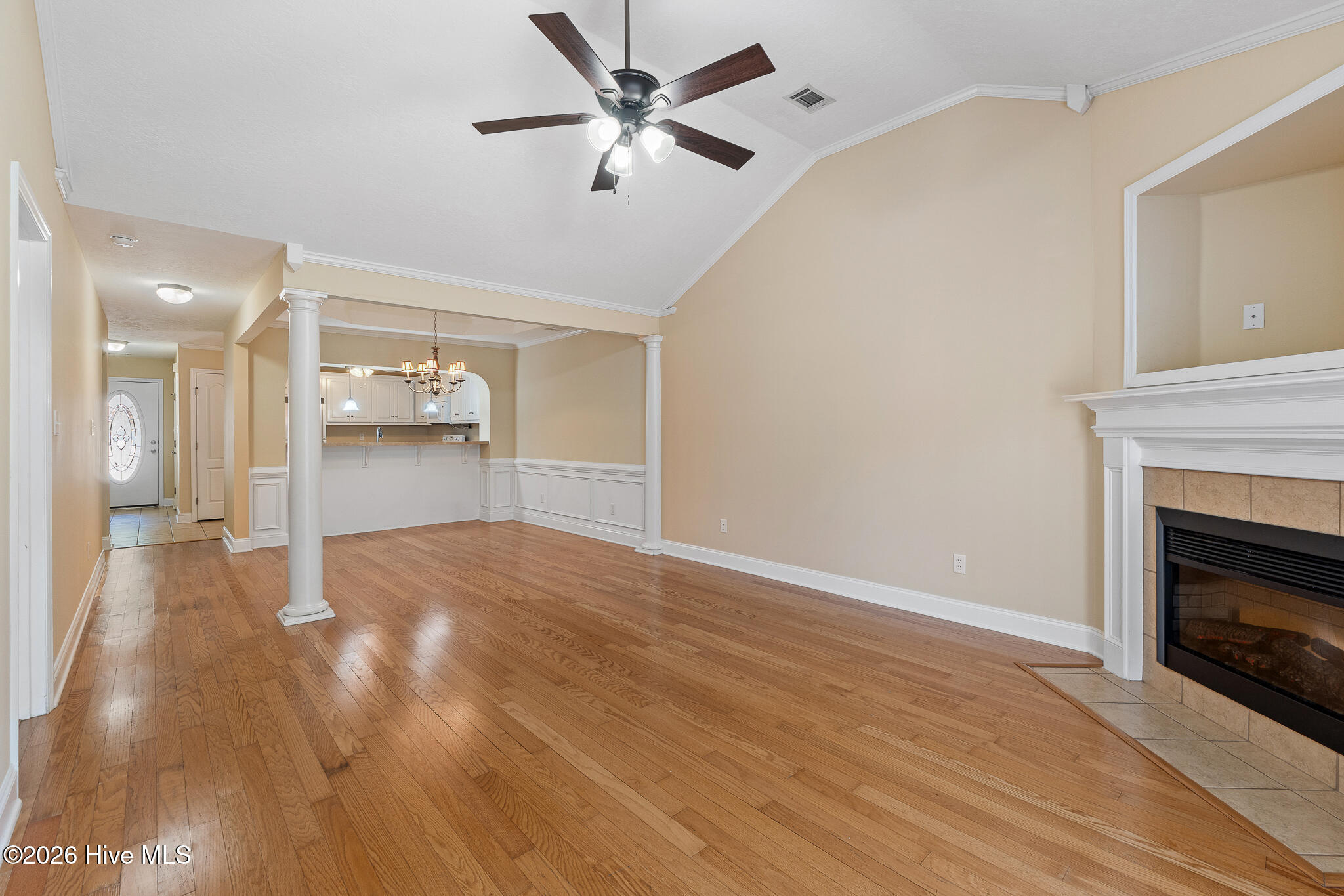 815 Whispering Willow Court Property Photo 9